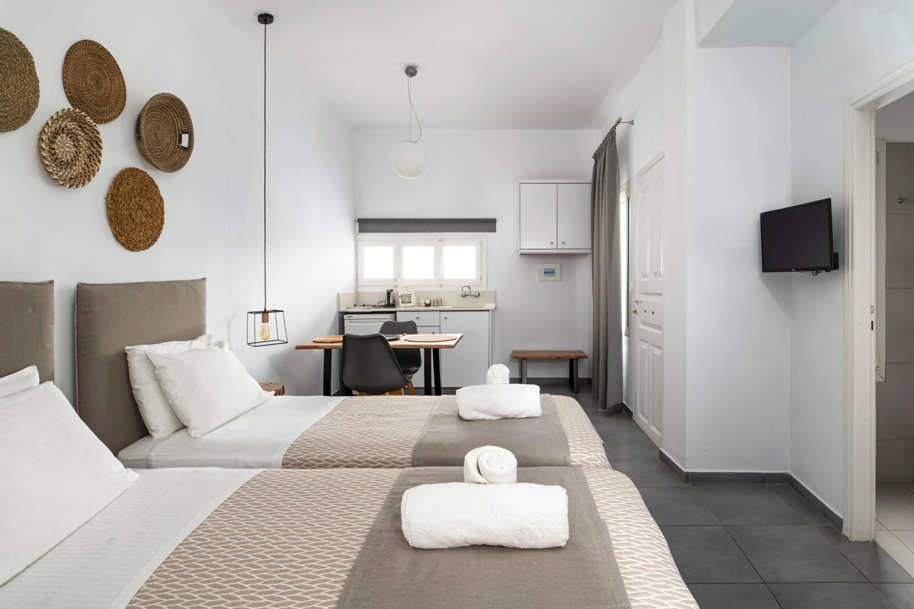 Bed in Alkyoni Studios