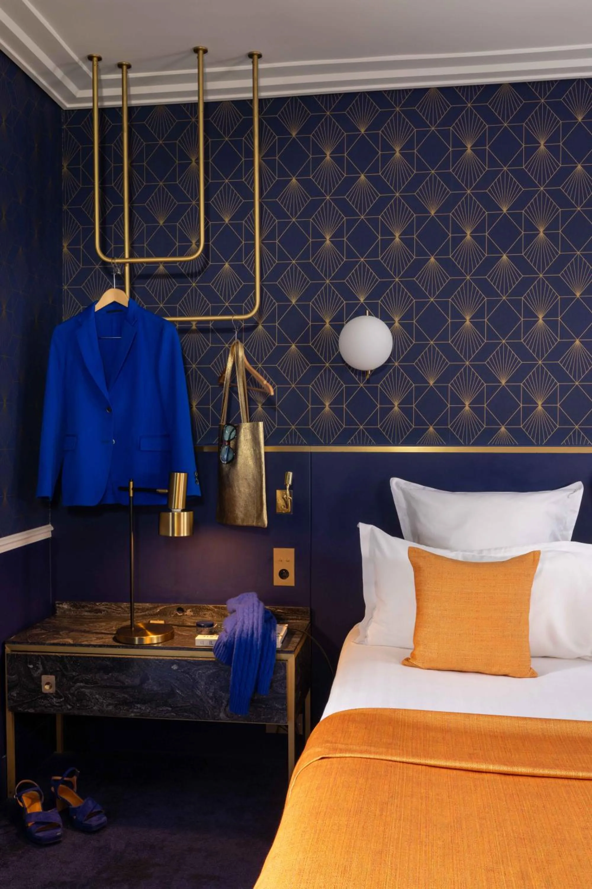 Bedroom, Bed in Hôtel Léna