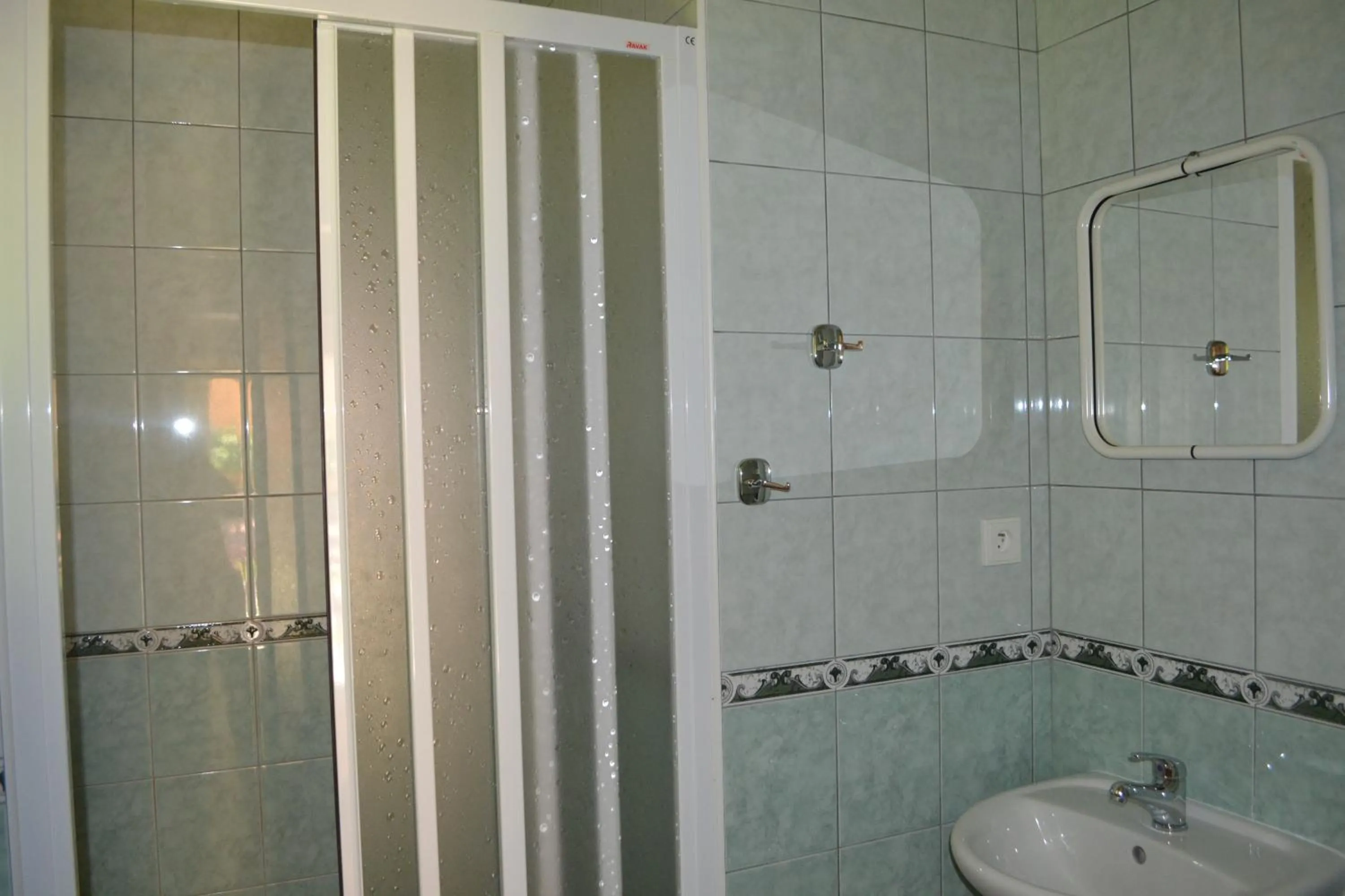 Shower in Chaty pod Knížecí, Trojanovice