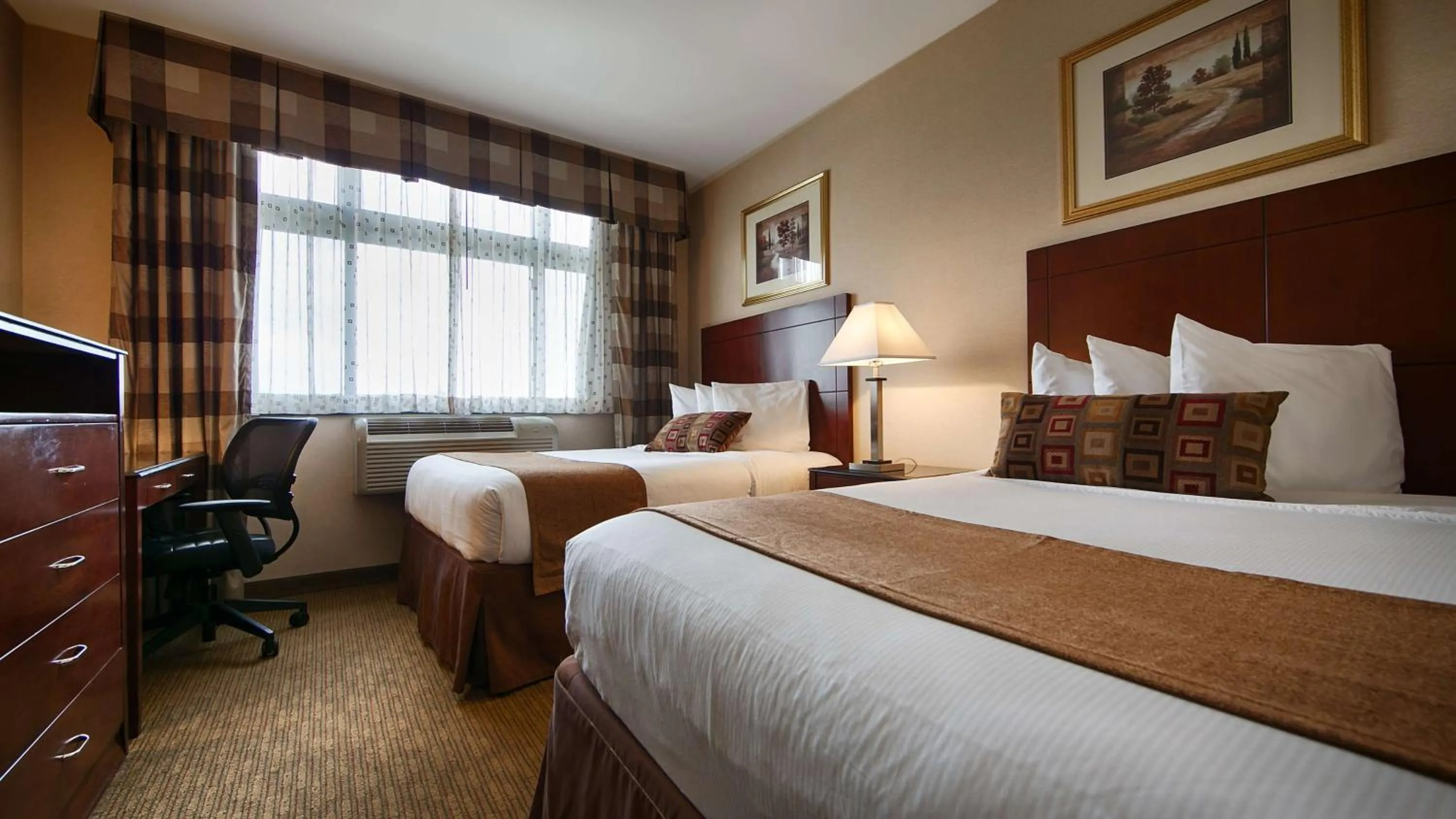 Photo of the whole room in Best Western PLUS Arena Hotel