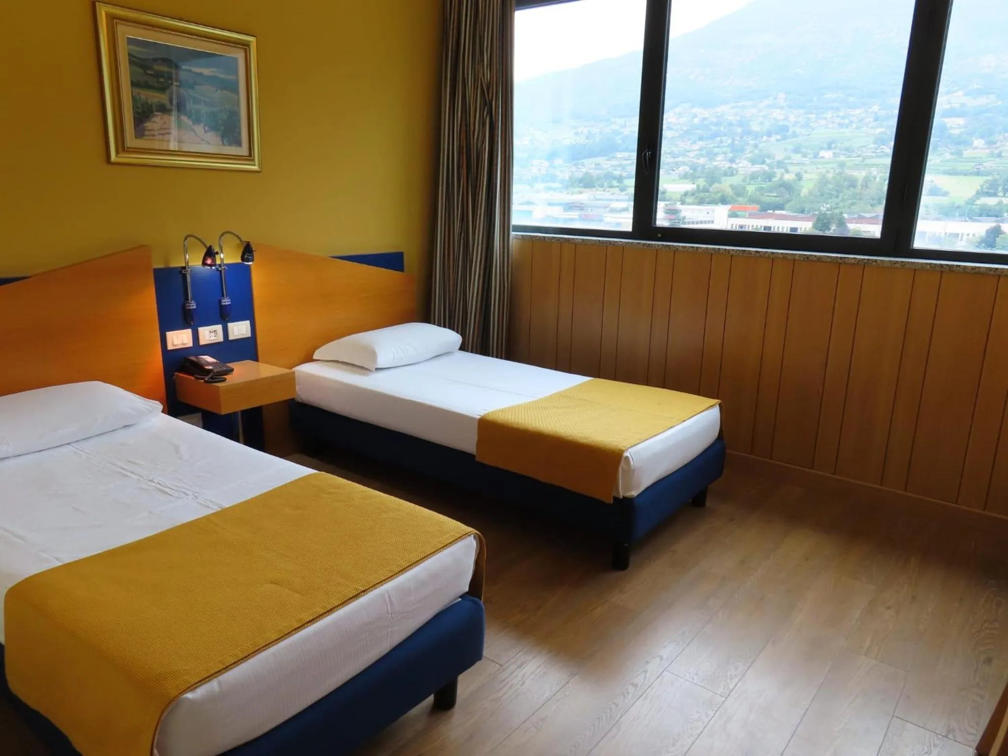 Bedroom, Bed in Hotel Express Aosta East
