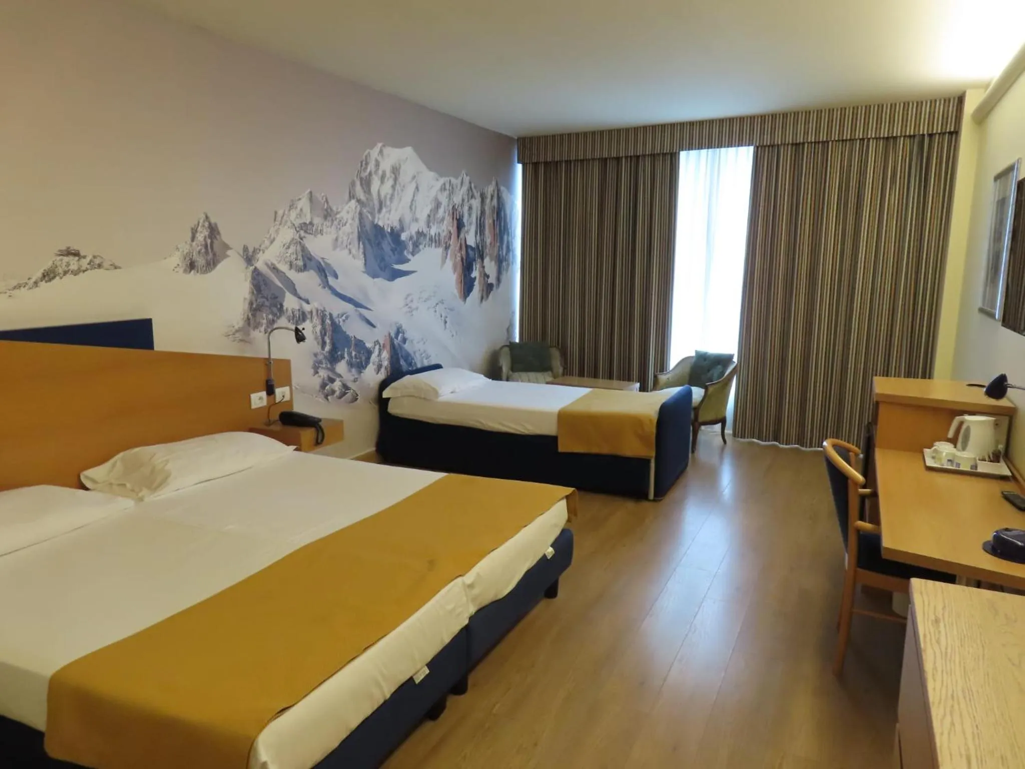 Bedroom, Bed in Hotel Express Aosta East