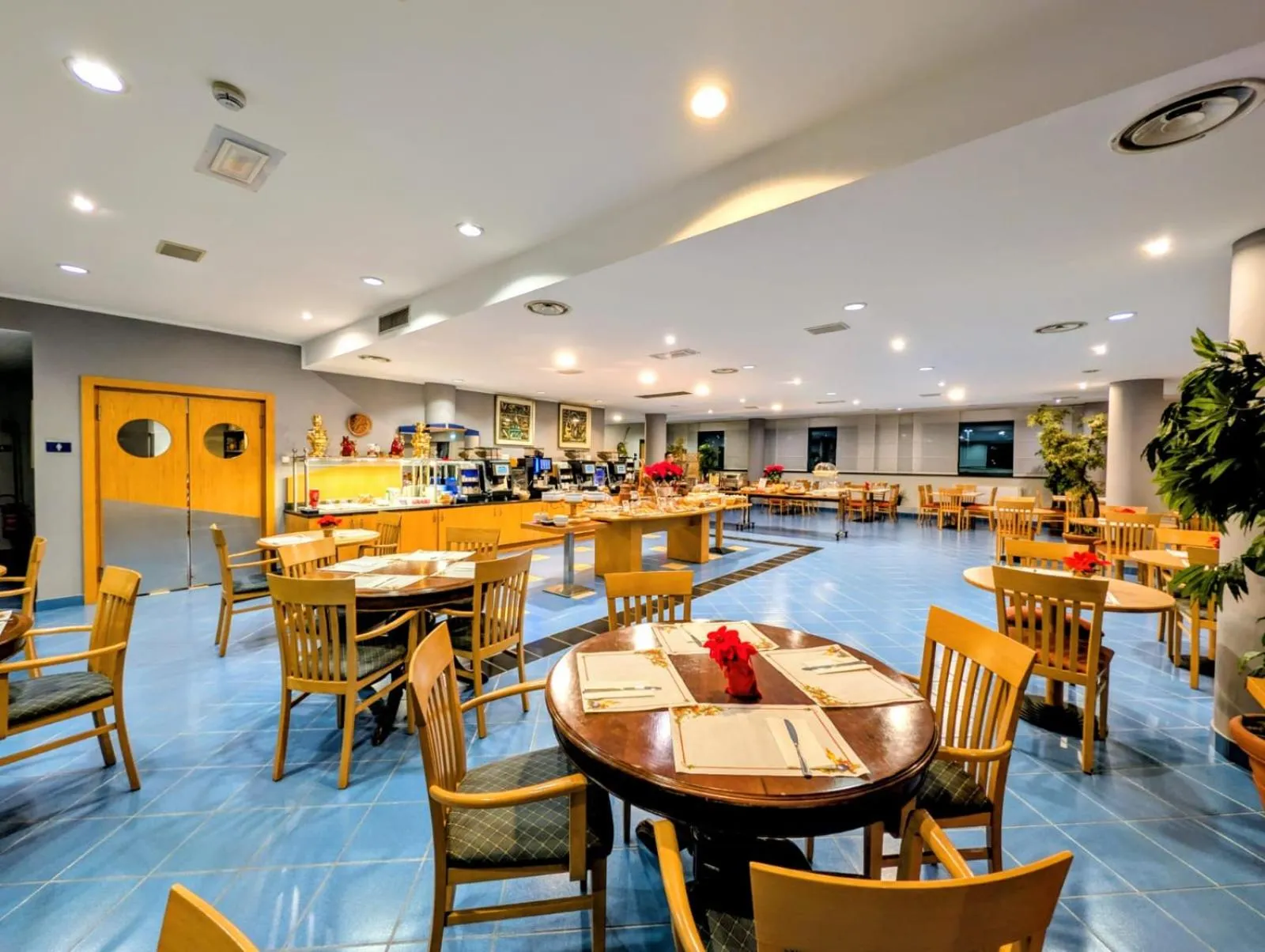 Breakfast in Hotel Express Aosta East