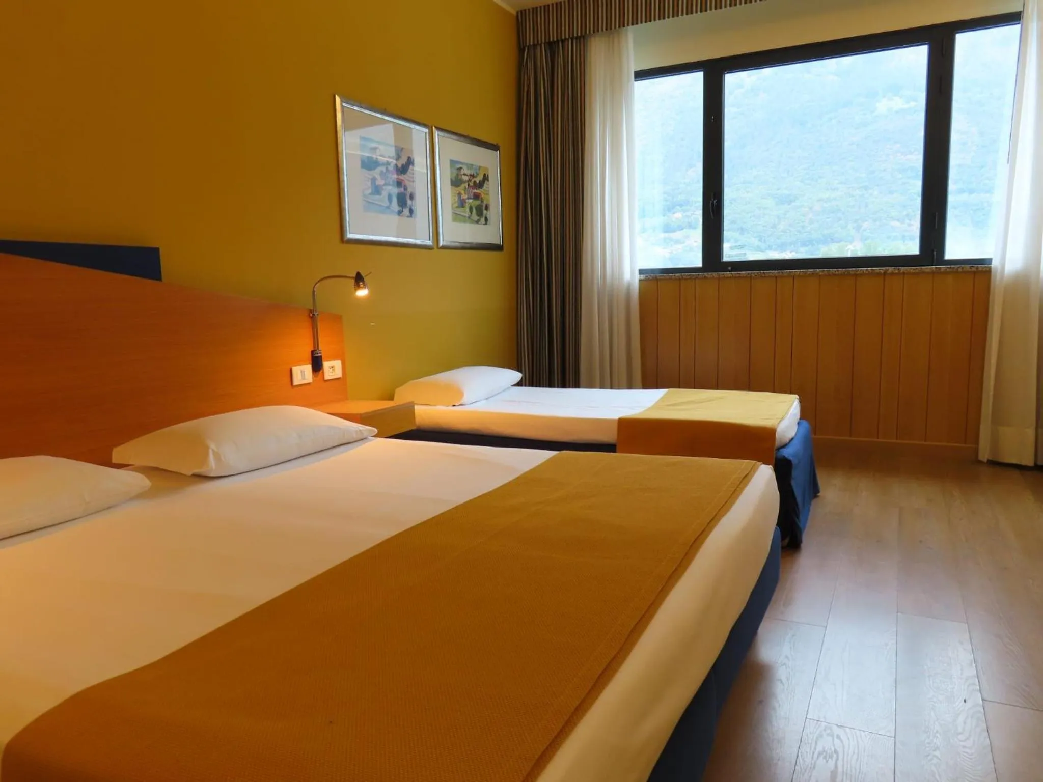 Bedroom, Bed in Hotel Express Aosta East
