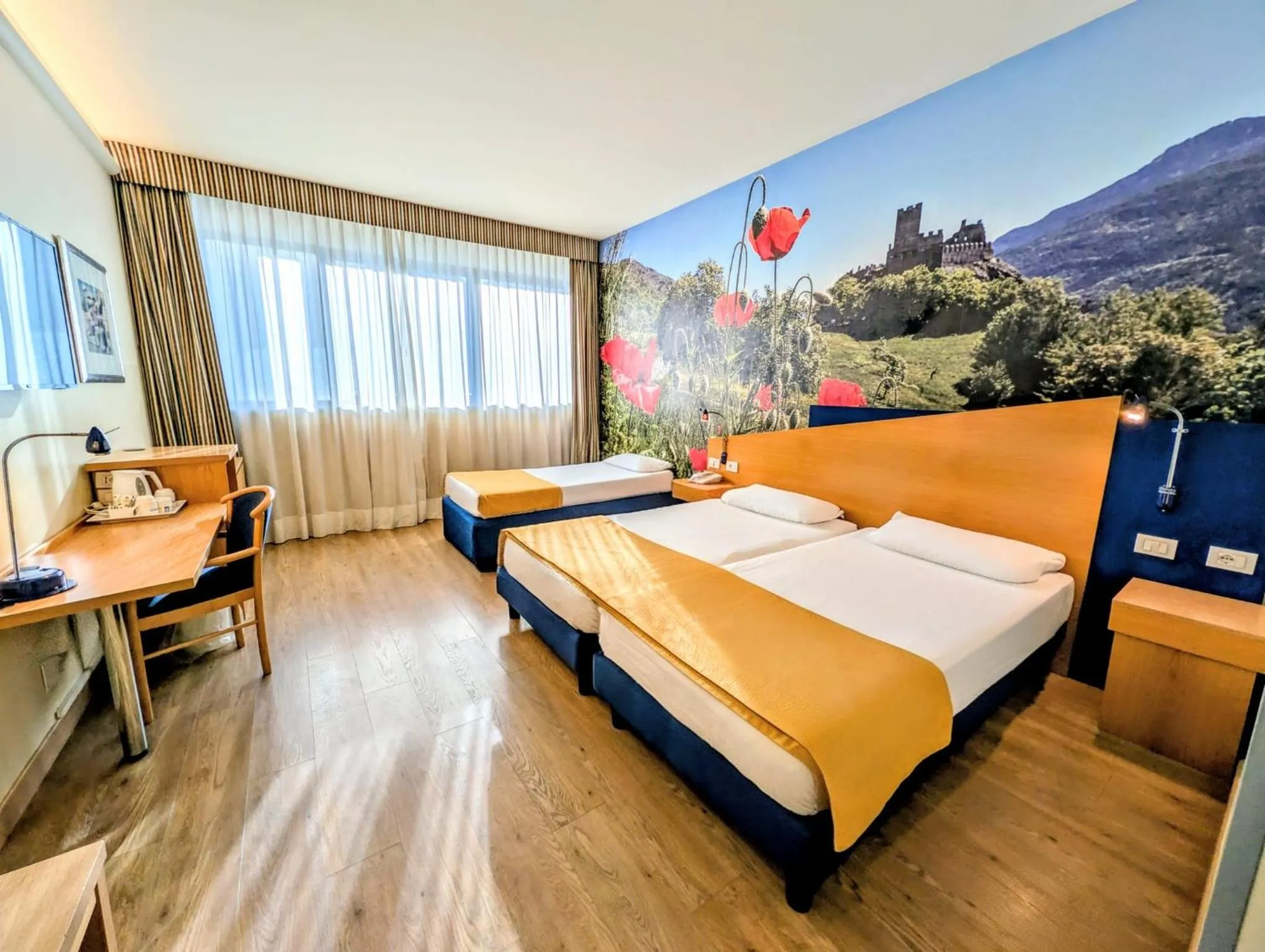 Bed in Hotel Express Aosta East