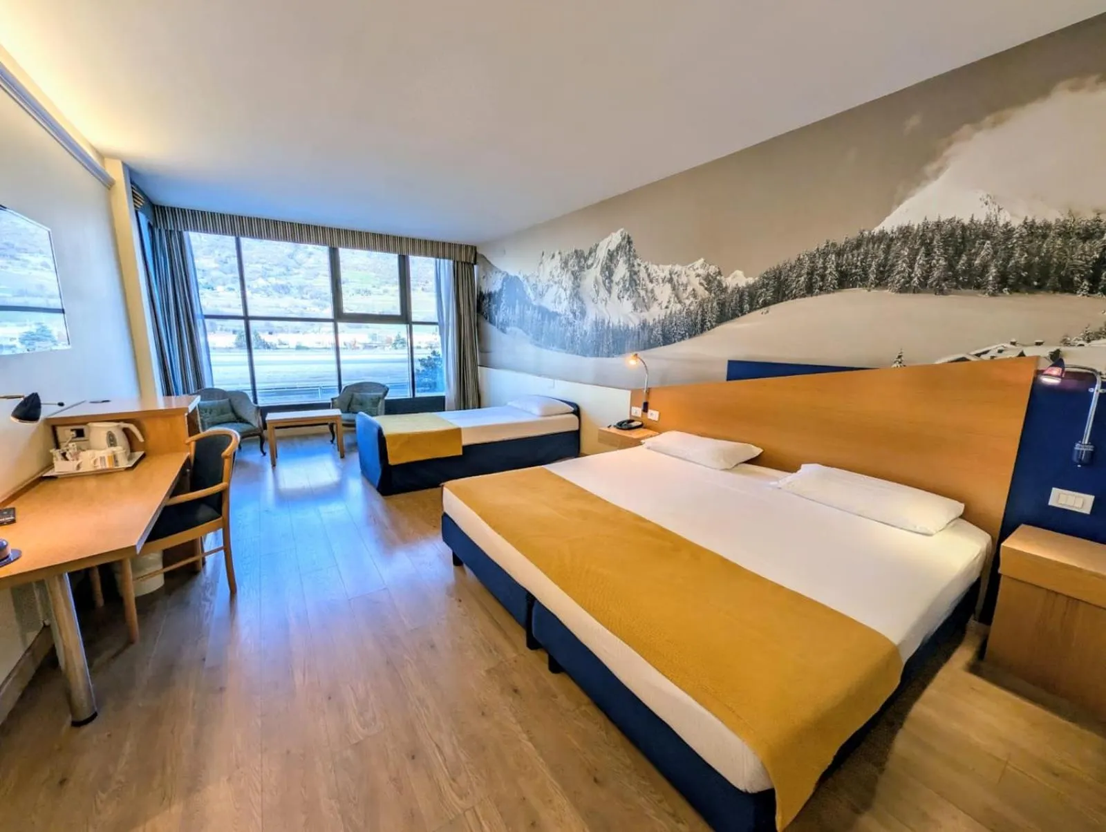 Bed in Hotel Express Aosta East