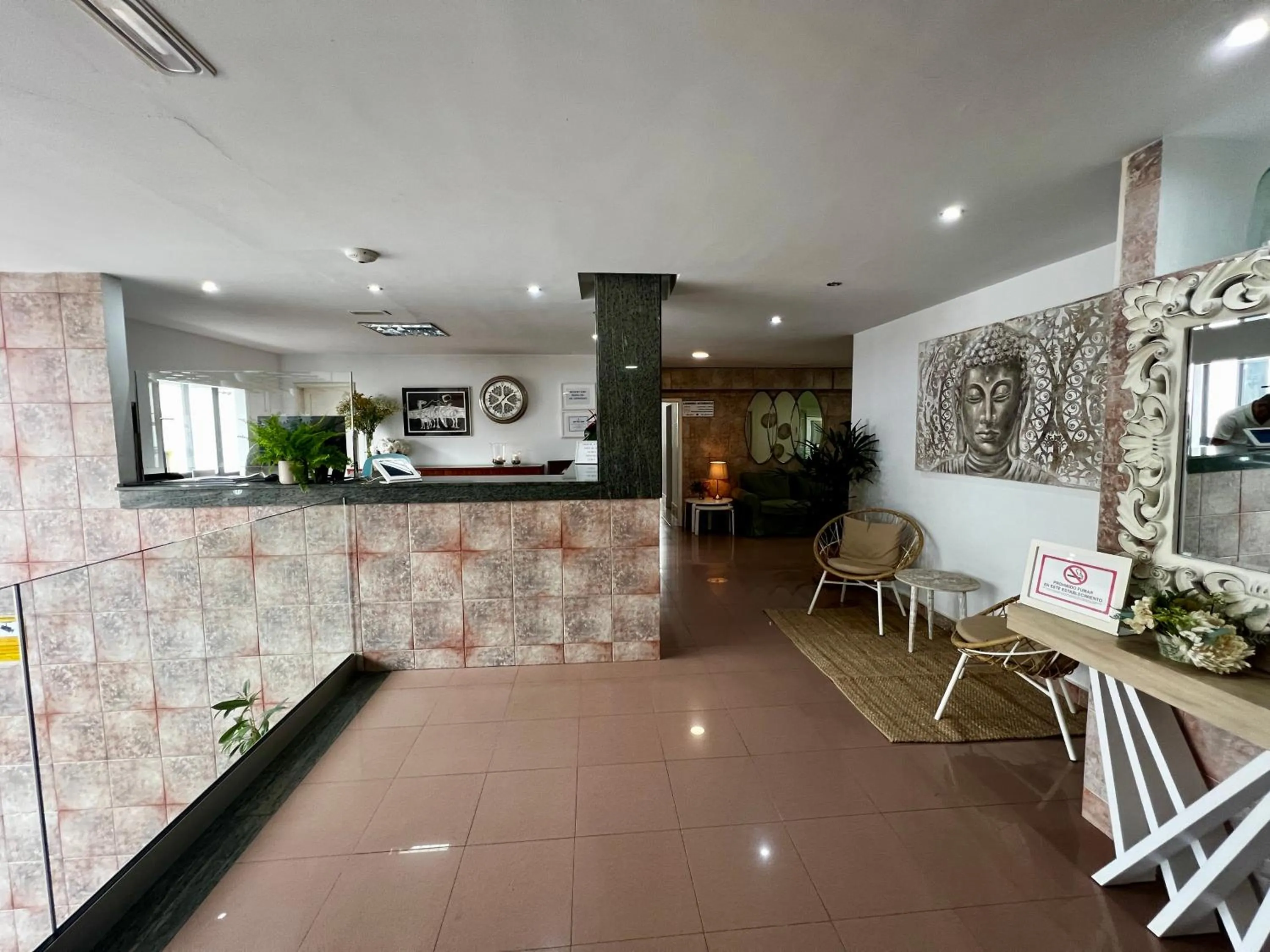Lobby or reception in Hostal Residencia Cardona