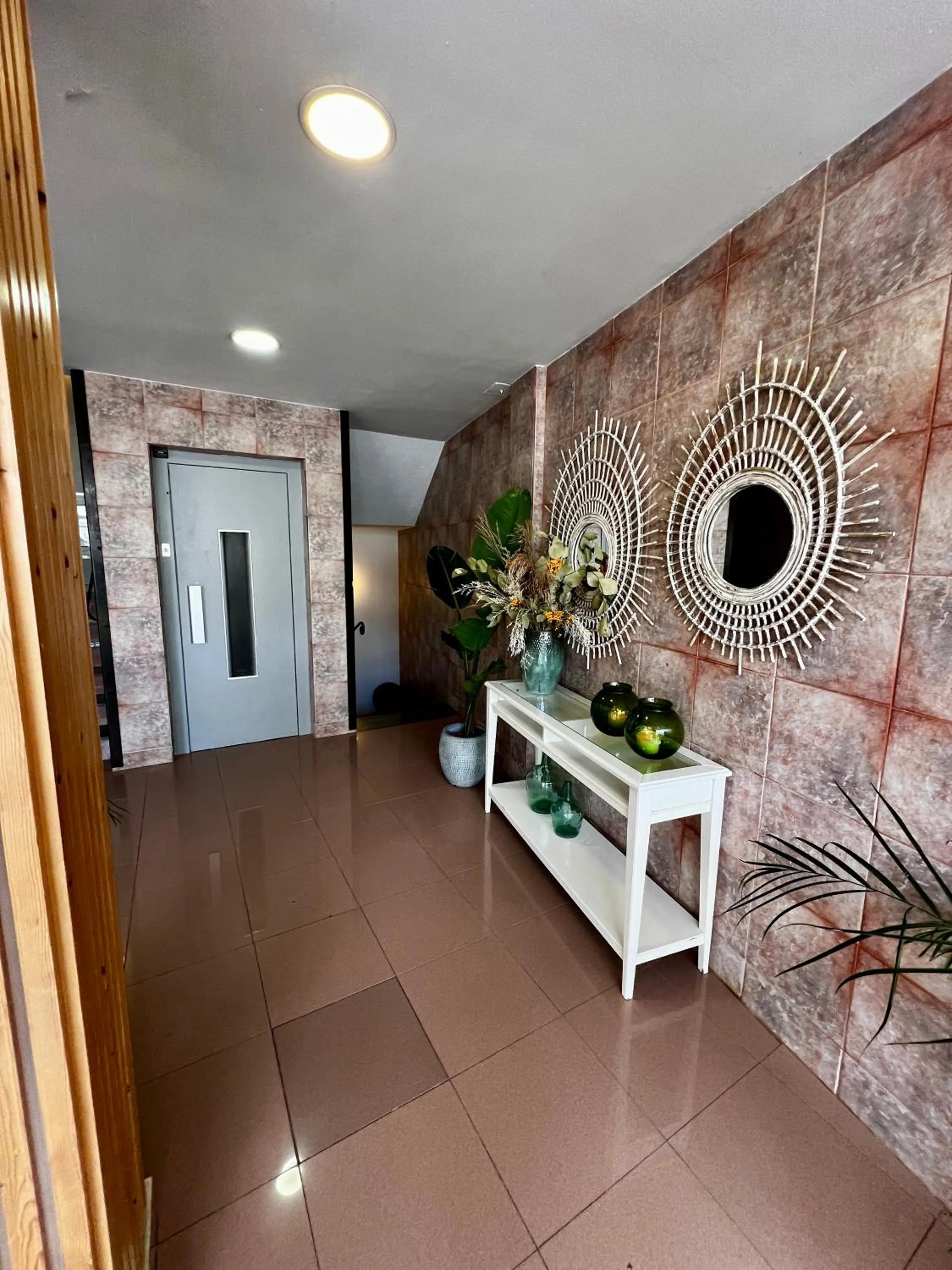 Lobby or reception in Hostal Residencia Cardona