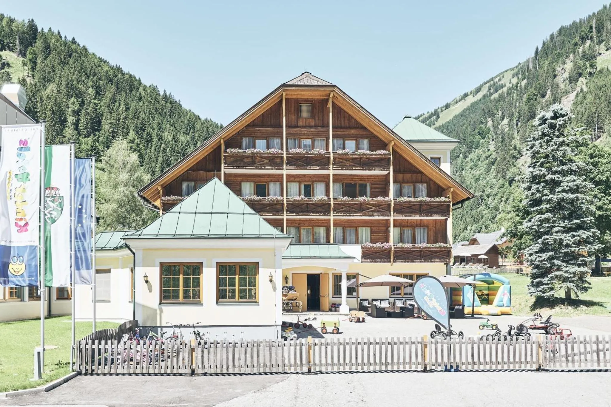 Property building in Kinderhotel Stegerhof