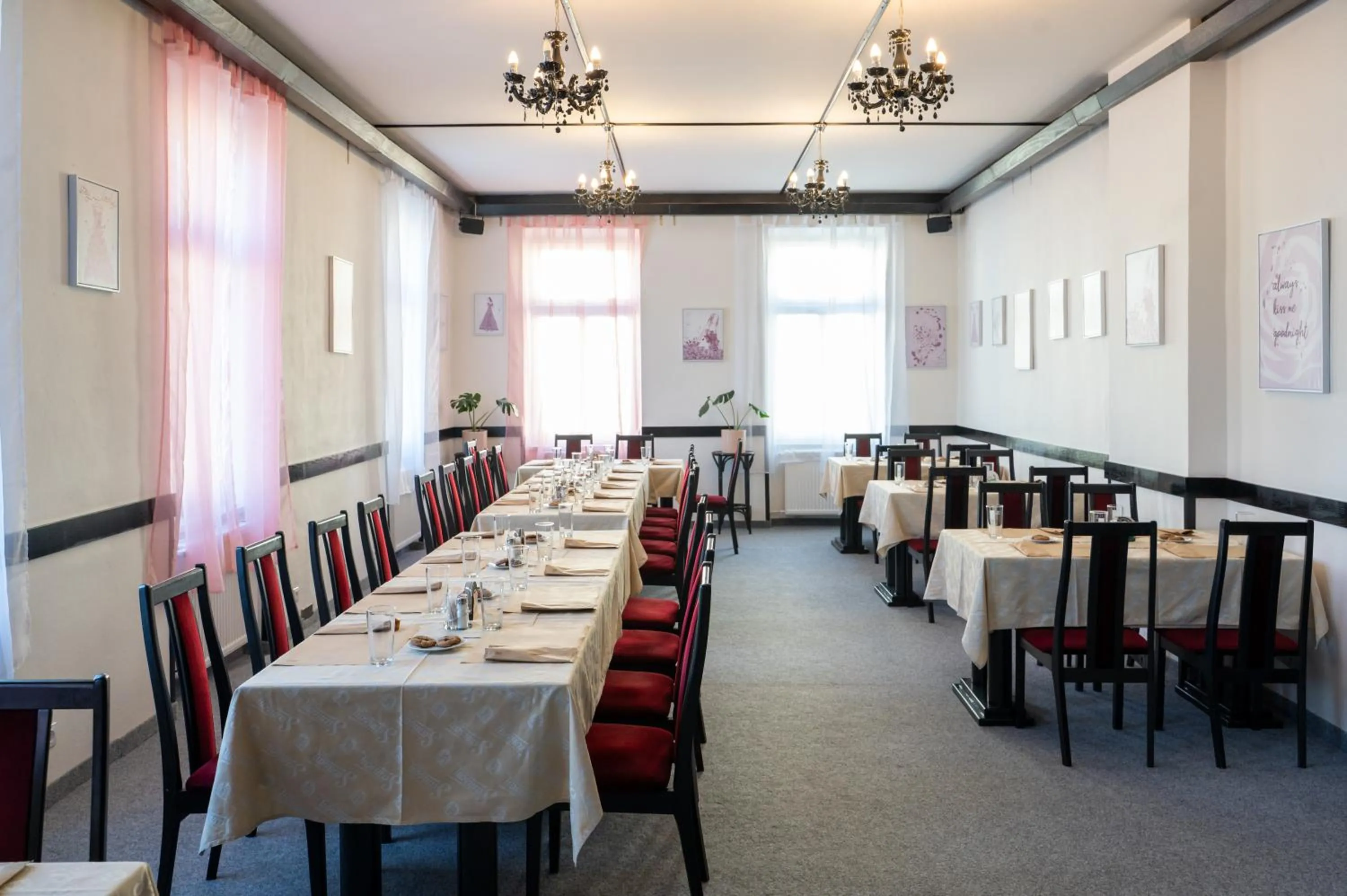 Hotel CB Royal