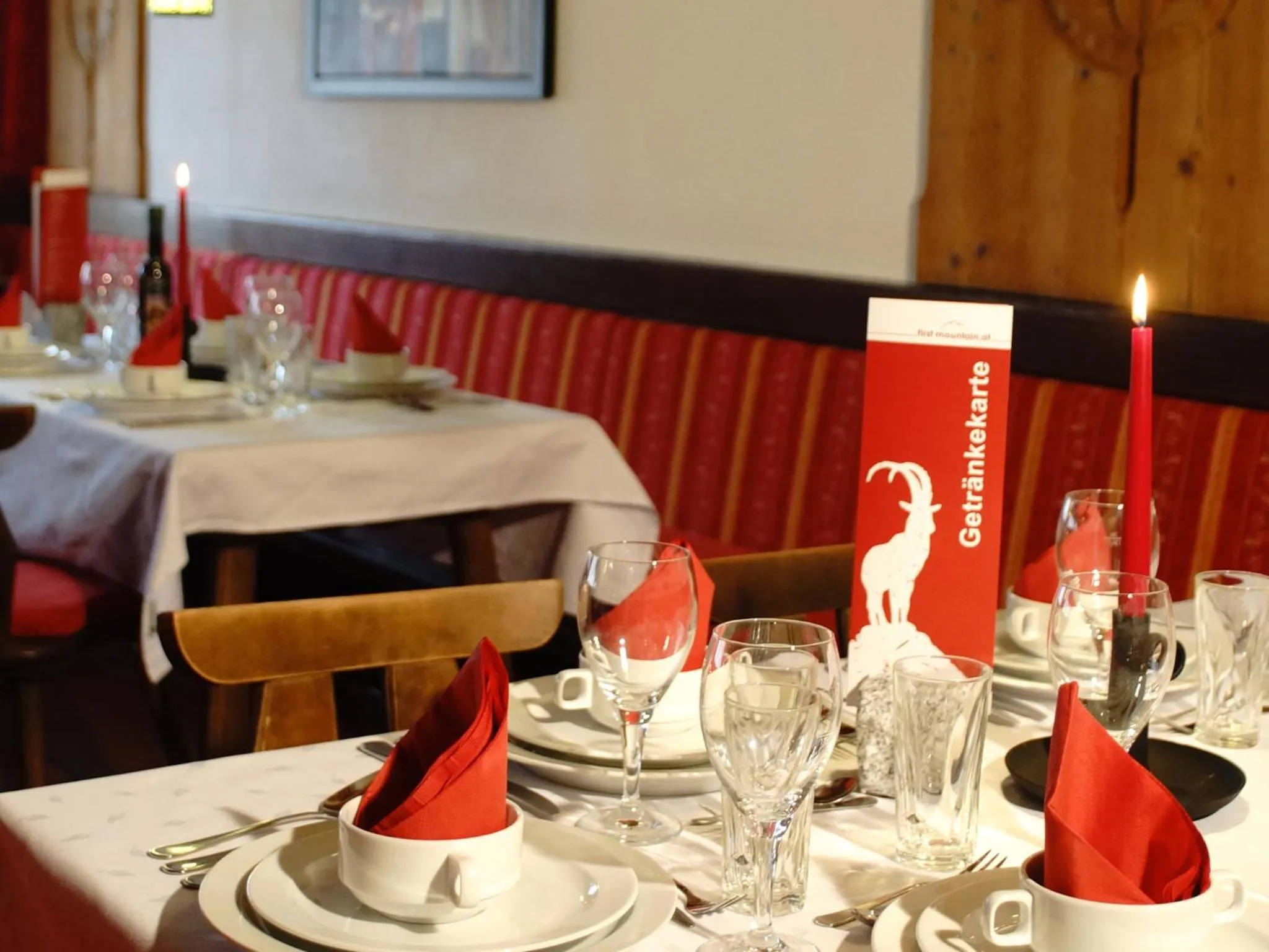 Restaurant/places to eat in first mountain Hotel Zillertal