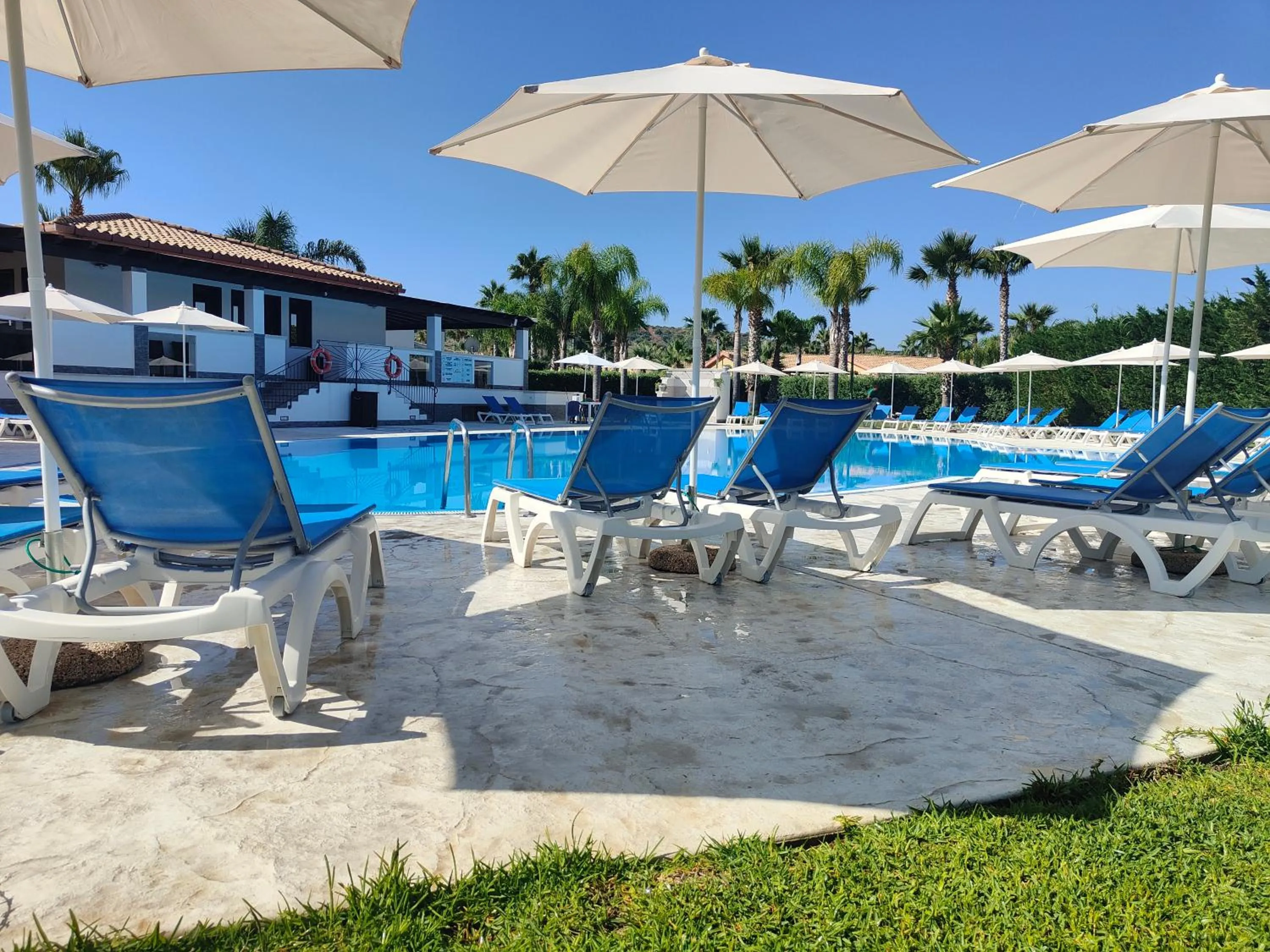 Swimming pool in Residence Hydria