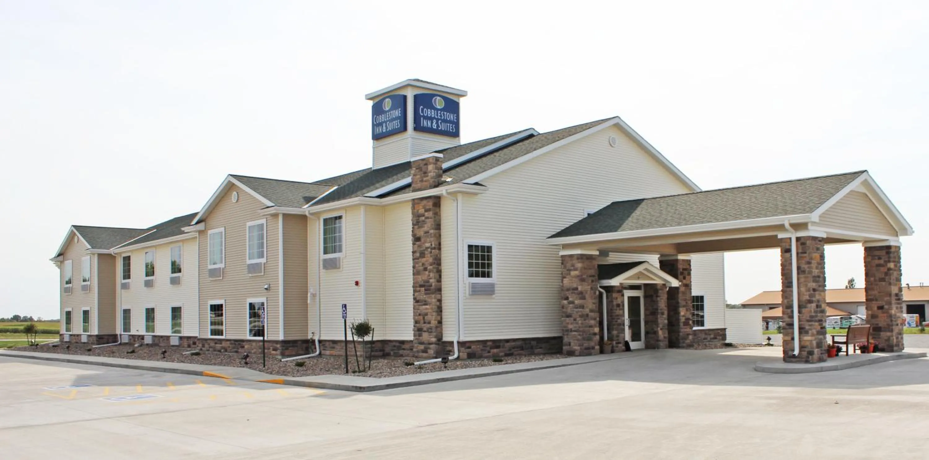 Property building in Cobblestone Inn & Suites - Lamoni
