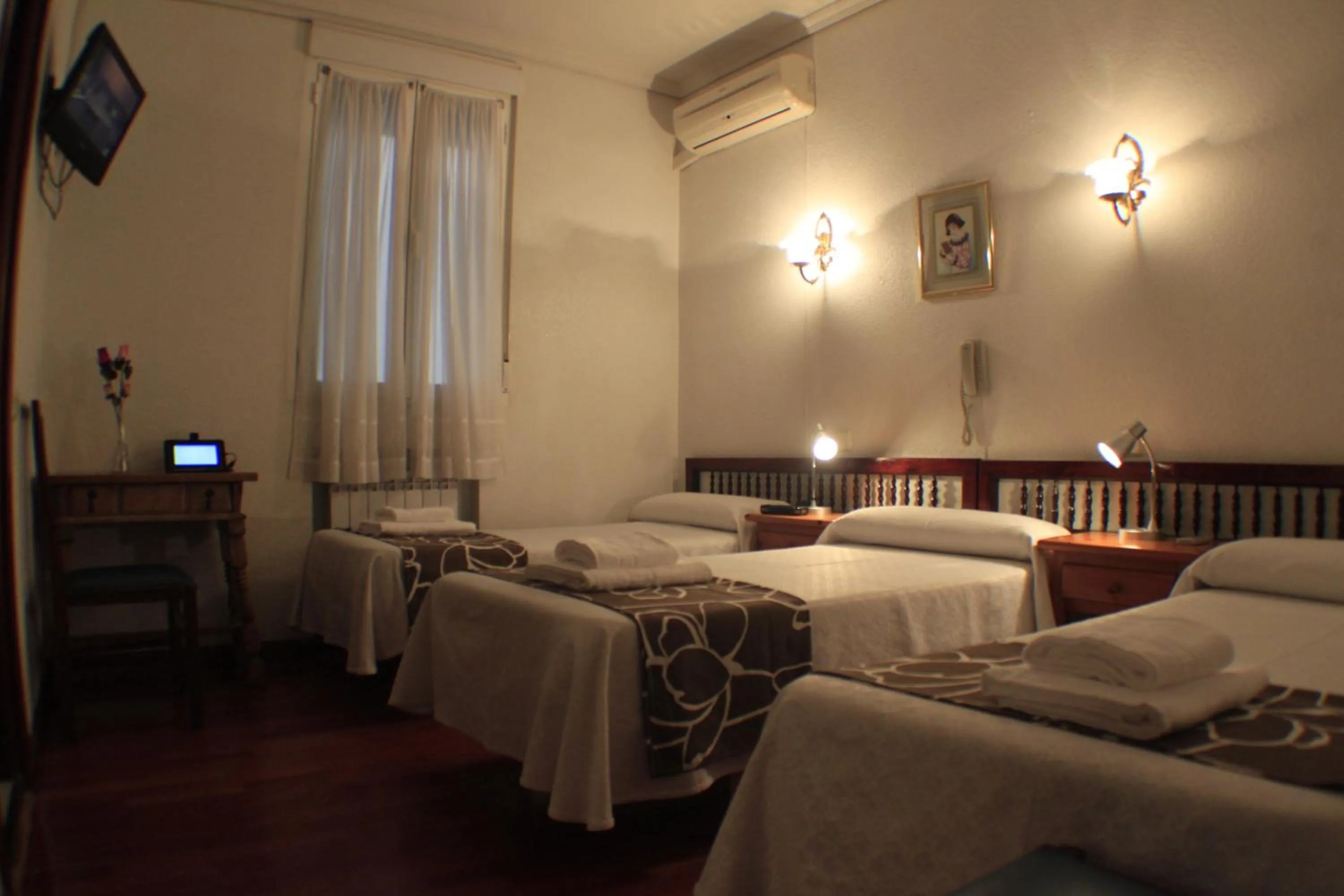 Photo of the whole room, Bed in Hostal Esmeralda
