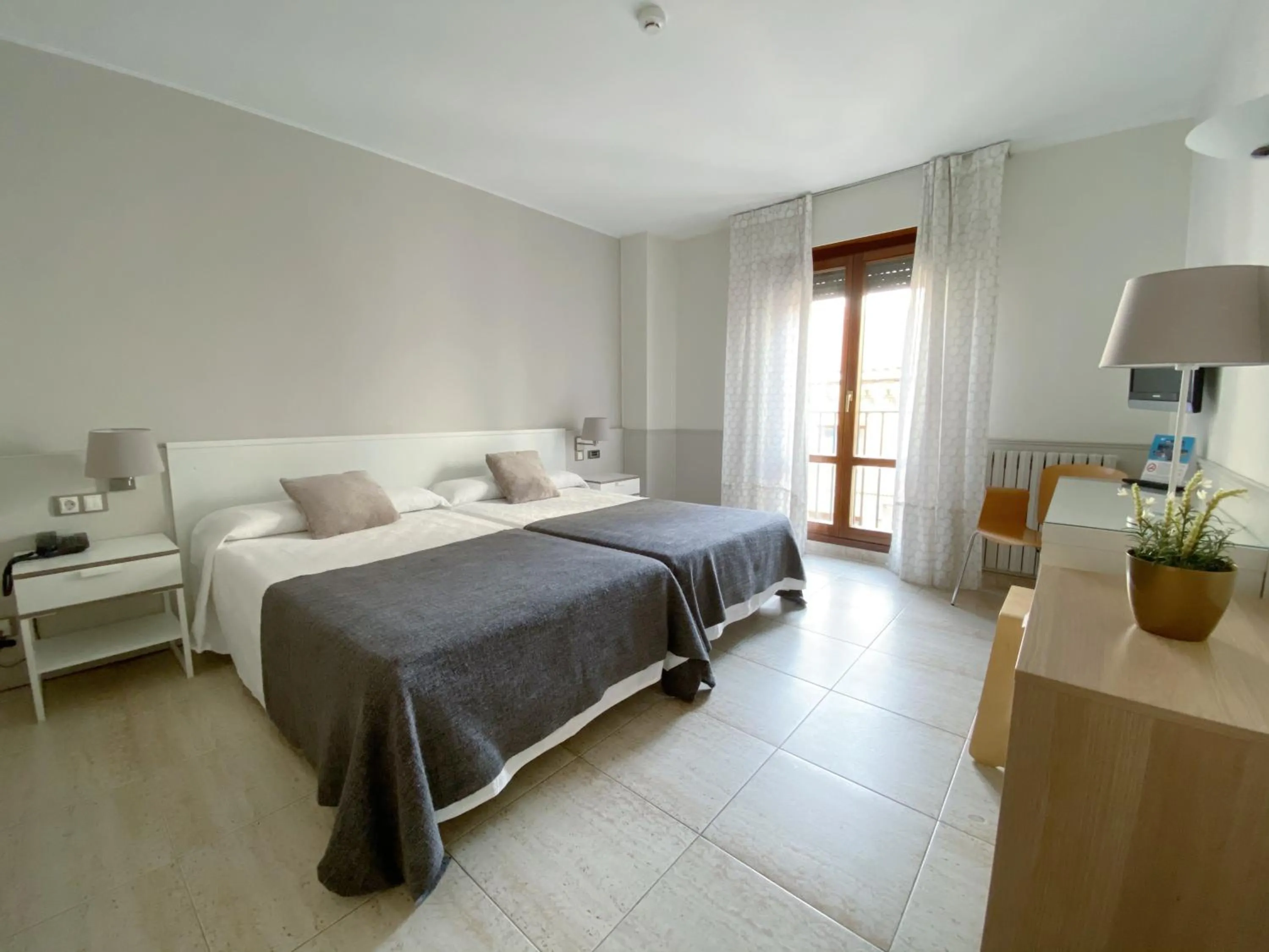 Photo of the whole room, Bed in Hotel Rio Arga