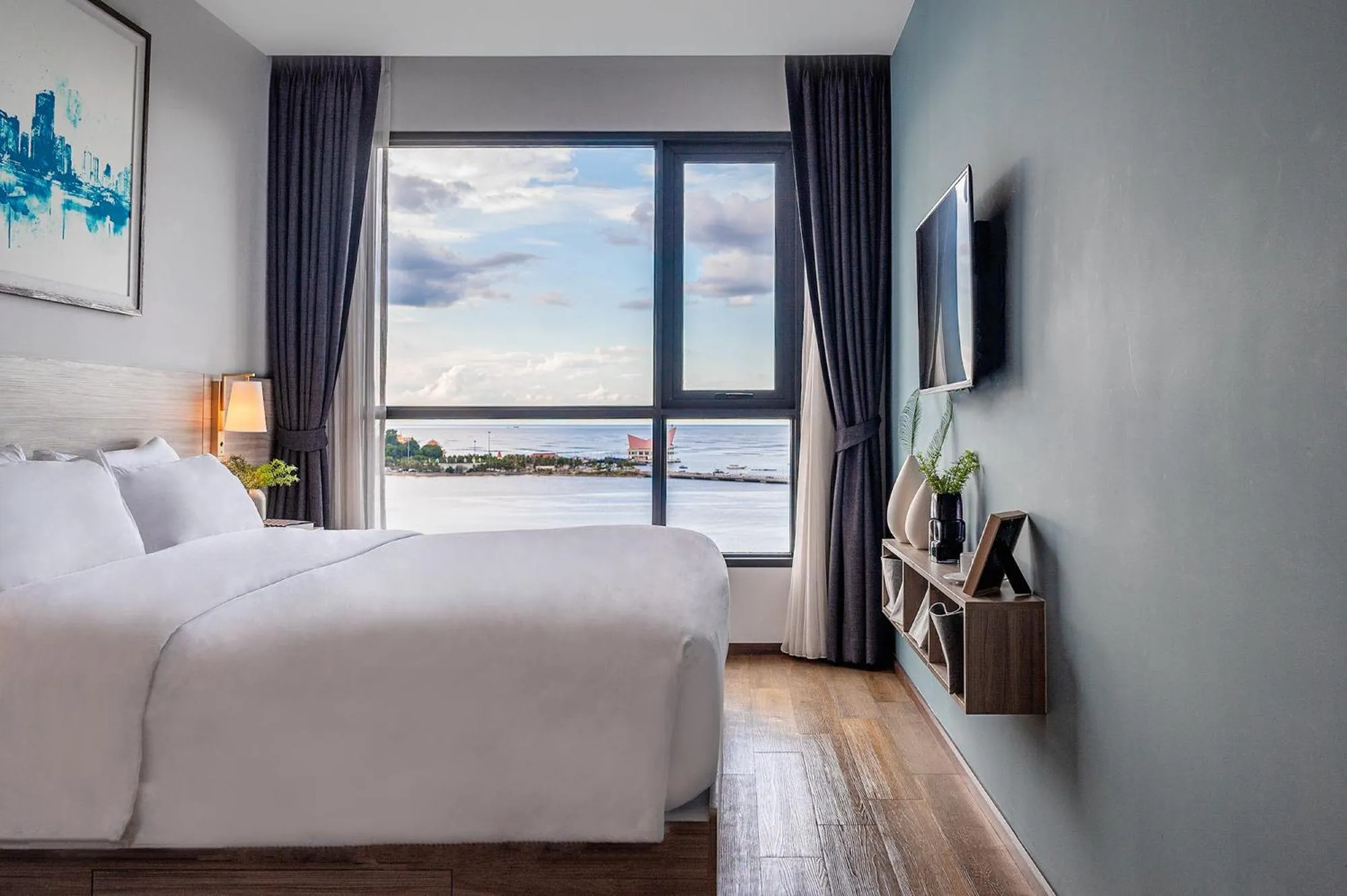 Bedroom, Bed in Oakwood Hotel & Residence Sri Racha