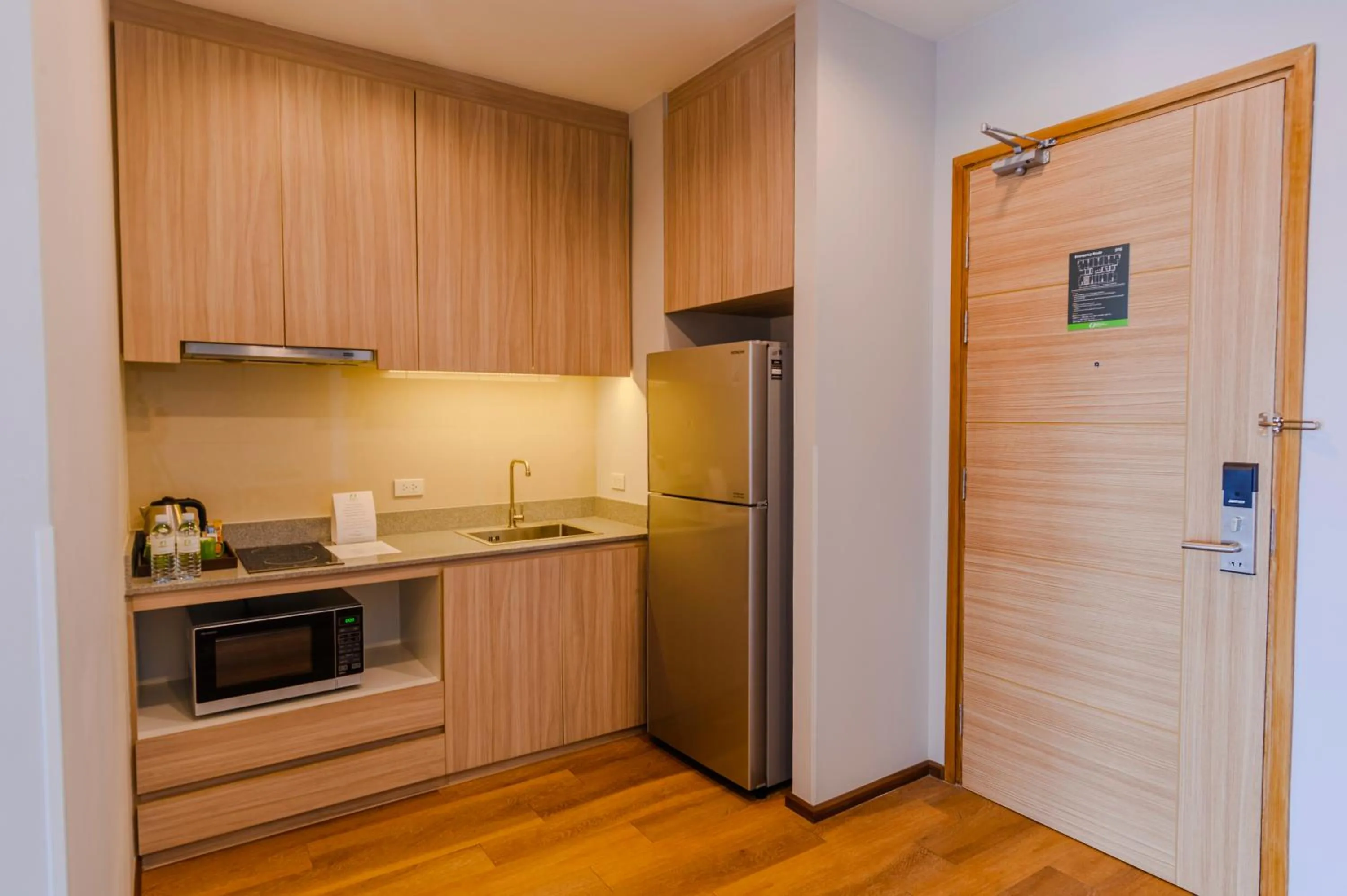Kitchen or kitchenette in Oakwood Hotel & Residence Sri Racha