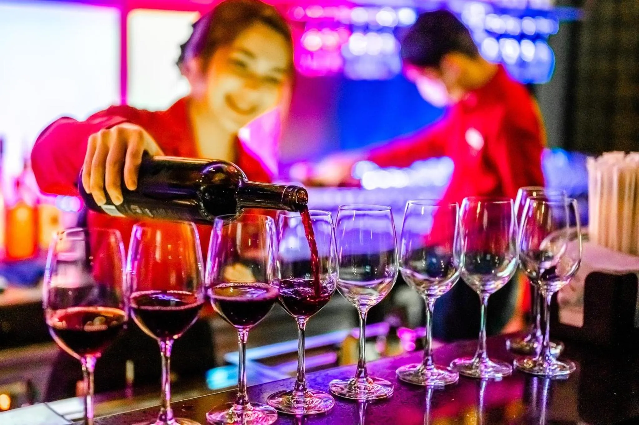 Restaurant/places to eat in Oakwood Hotel & Residence Sri Racha