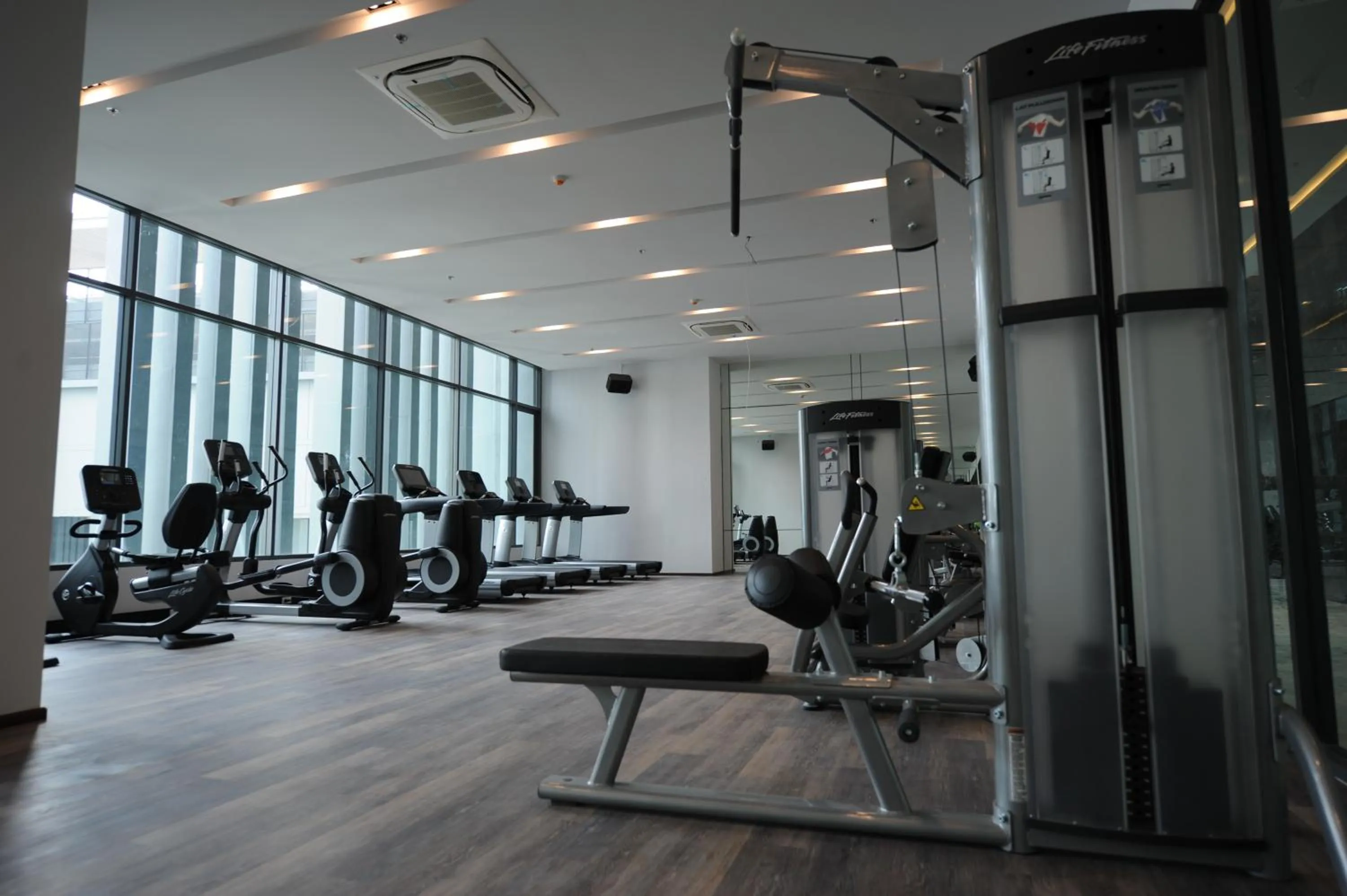 Fitness centre/facilities in Oakwood Hotel & Residence Sri Racha