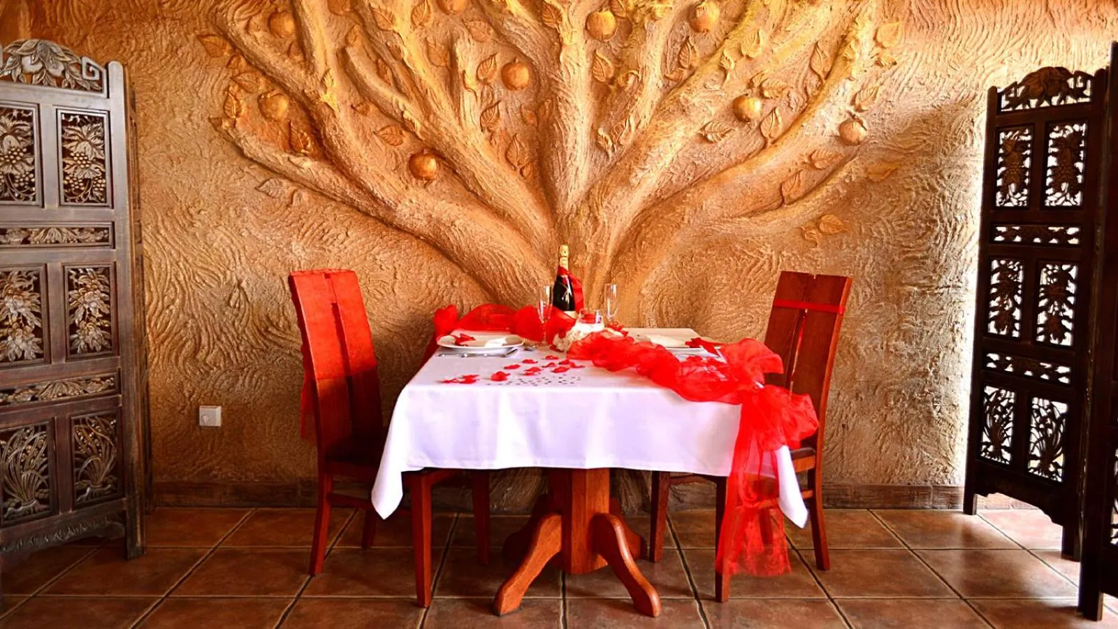 Dining area in Hotel Księcia Józefa