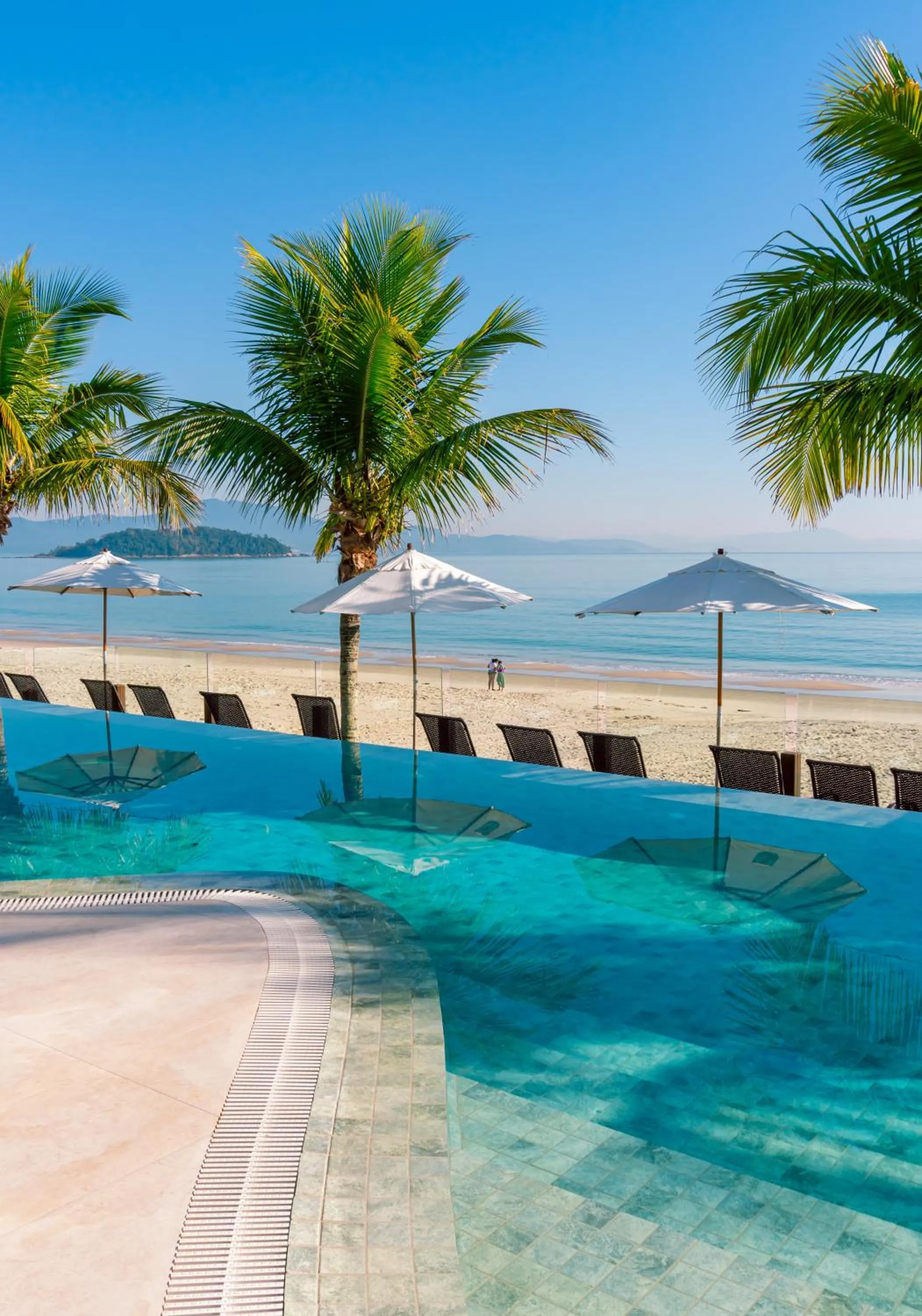 Swimming pool in Palace Praia Hotel