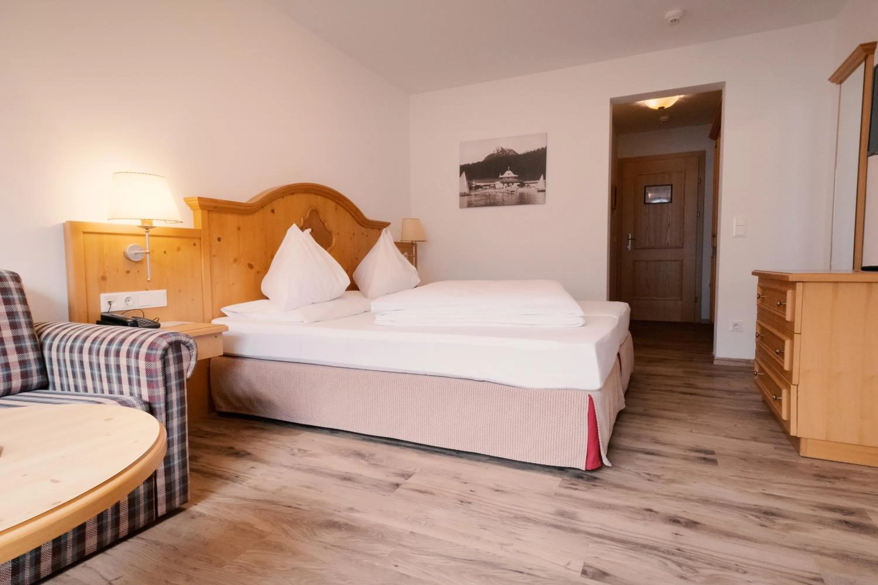 Photo of the whole room, Bed in Vogl's Nest