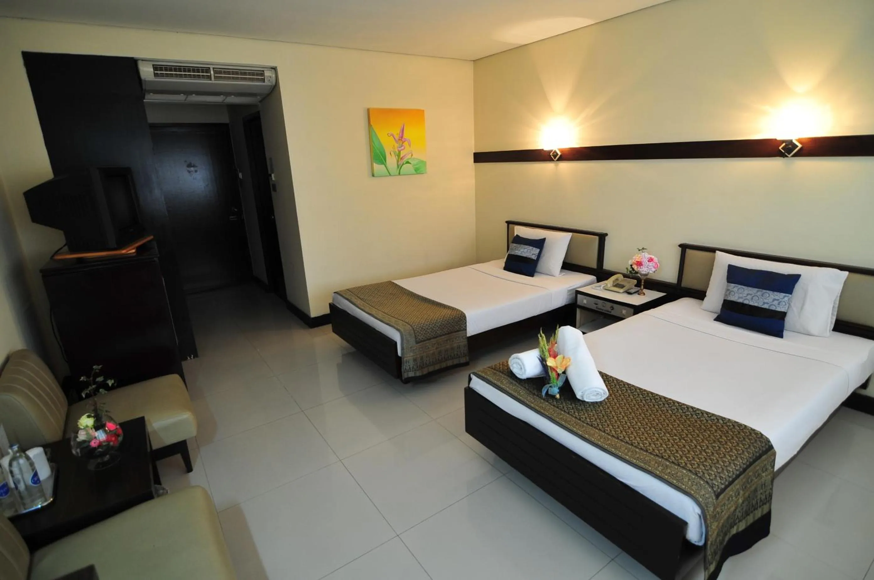 Bedroom, Bed in Navarat Heritage Hotel