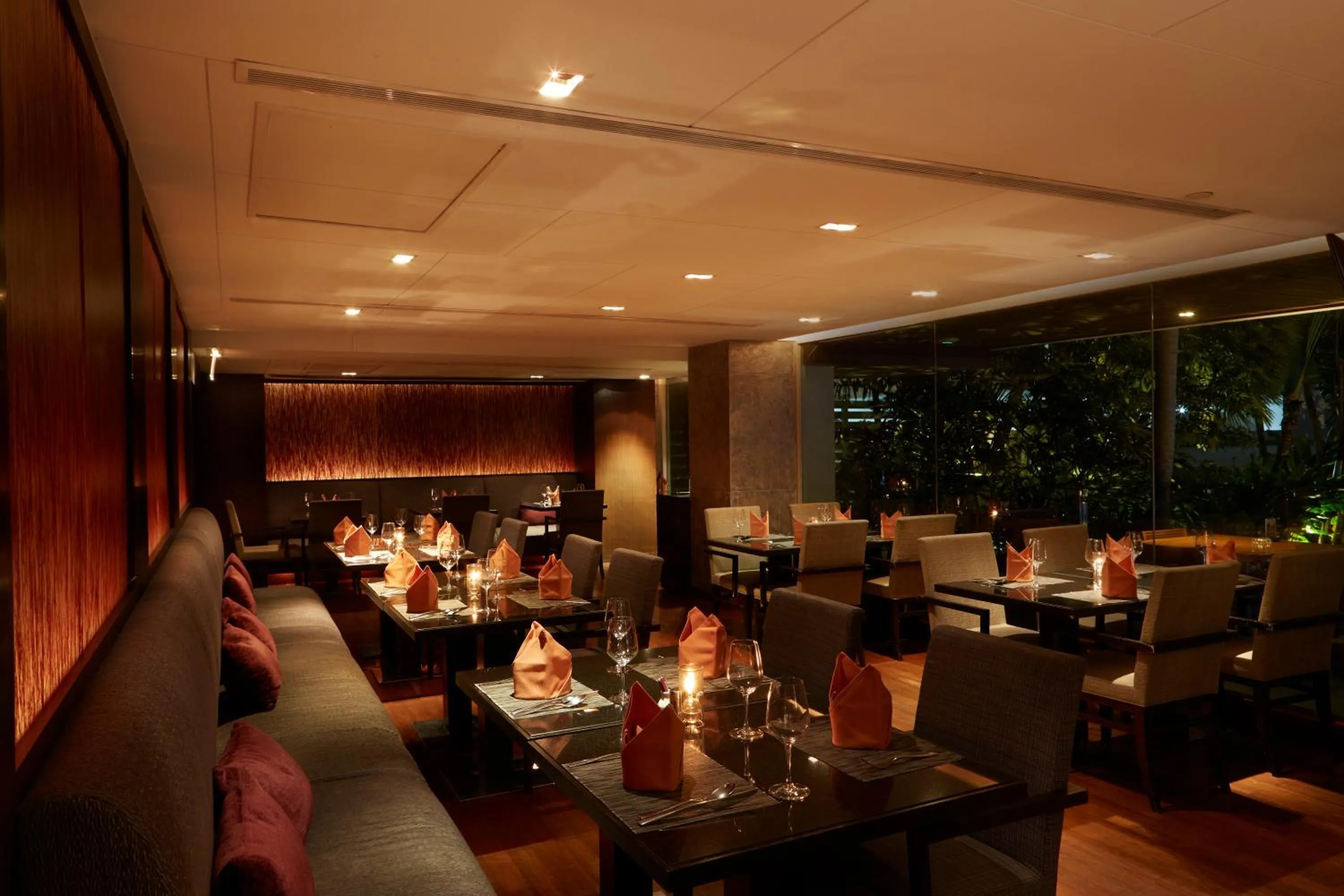 Restaurant/places to eat in Sora Resort & Suites Sukhumvit