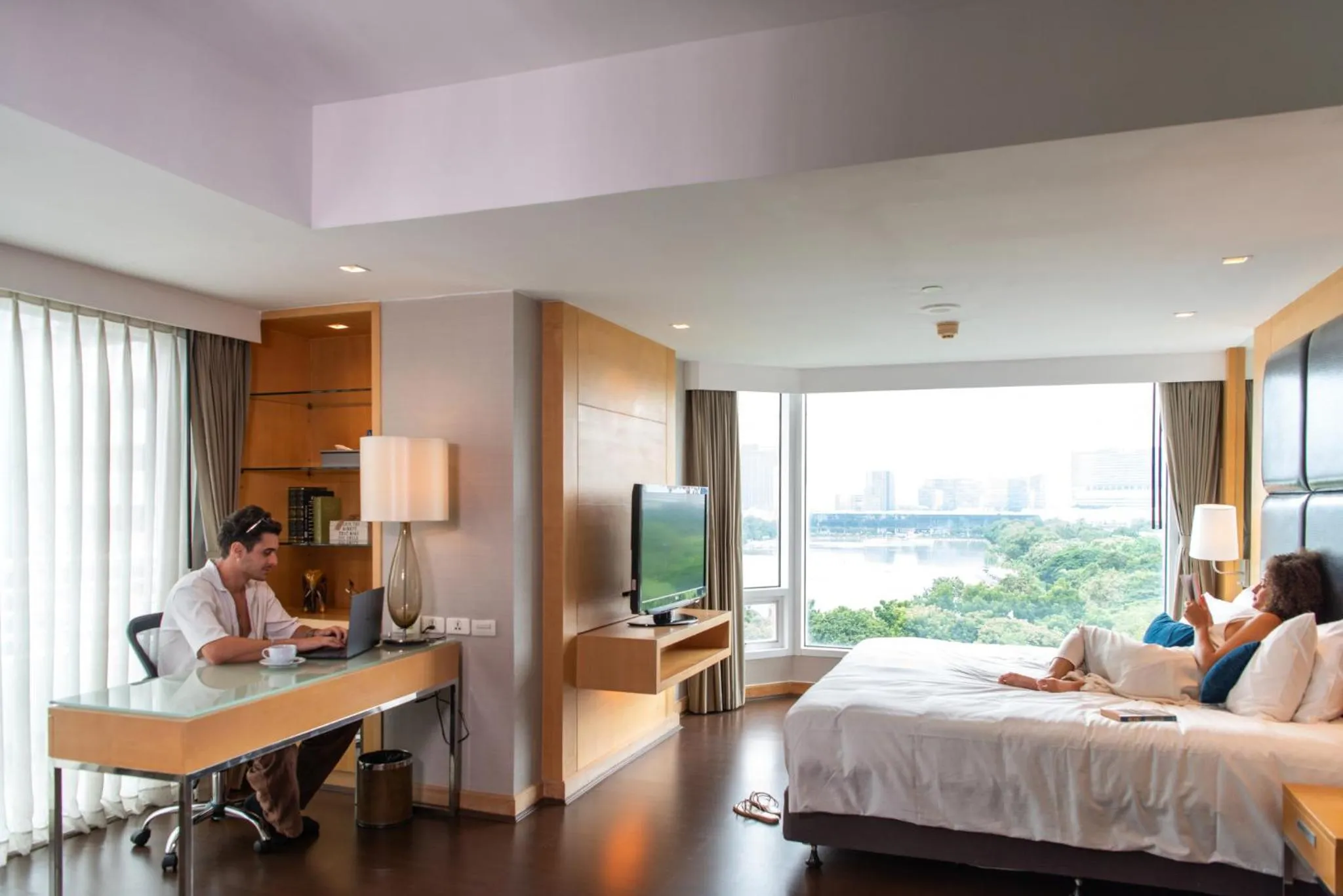 Bedroom, Bed in Sora Resort & Suites Sukhumvit