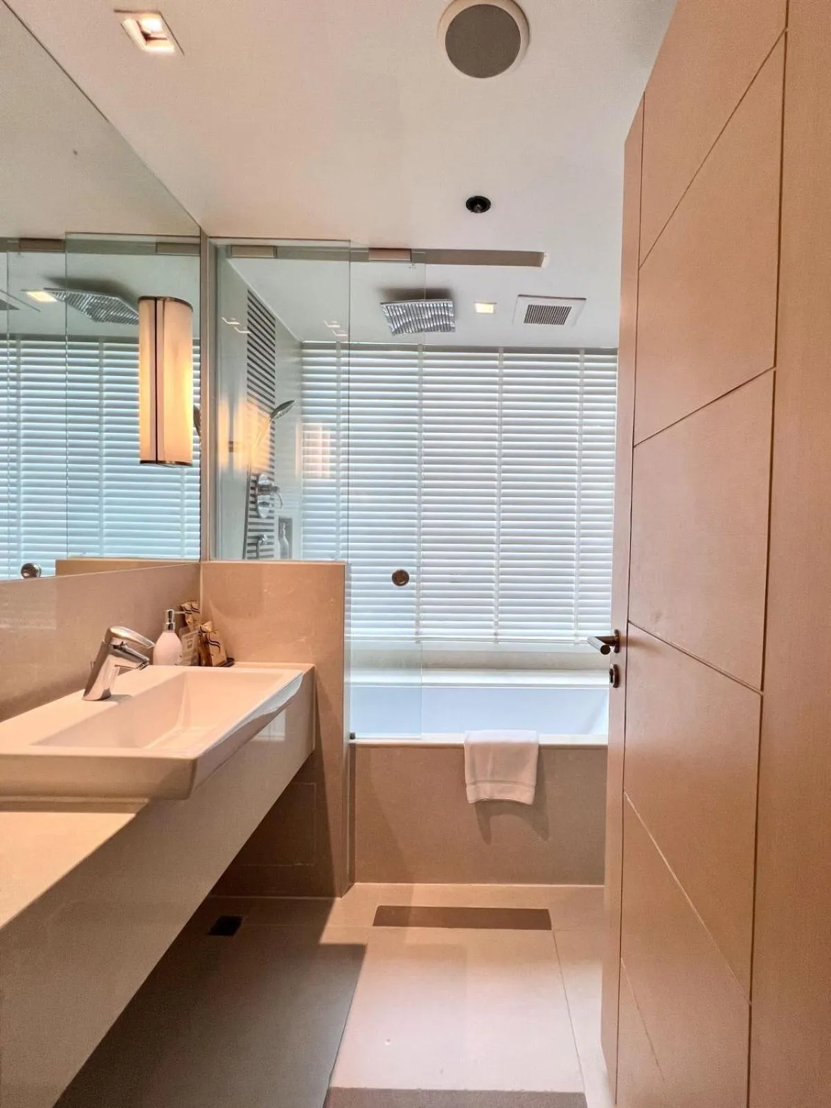 Toilet in Sora Resort & Suites Sukhumvit