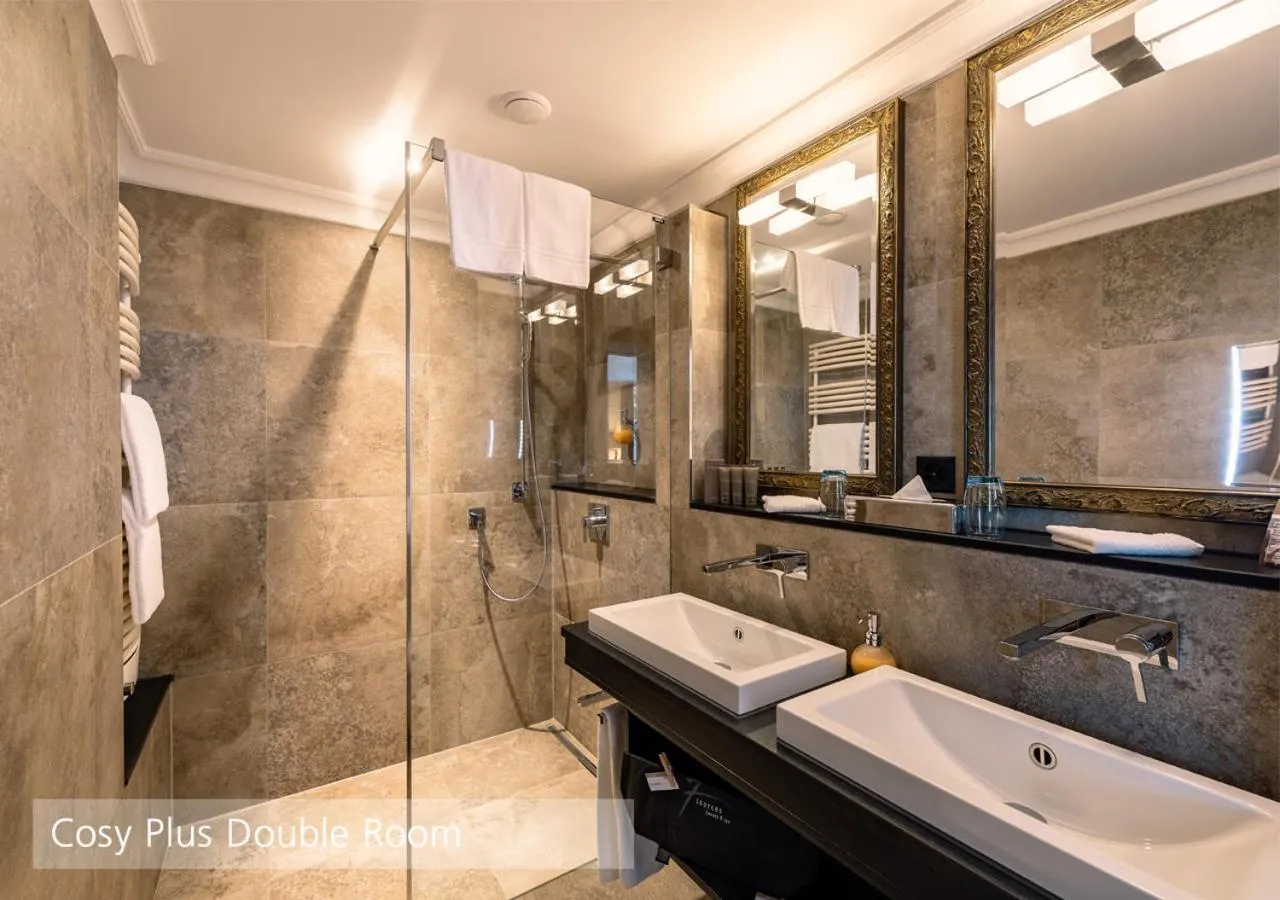 Bathroom in Lenkerhof gourmet spa resort - Relais & Châteaux