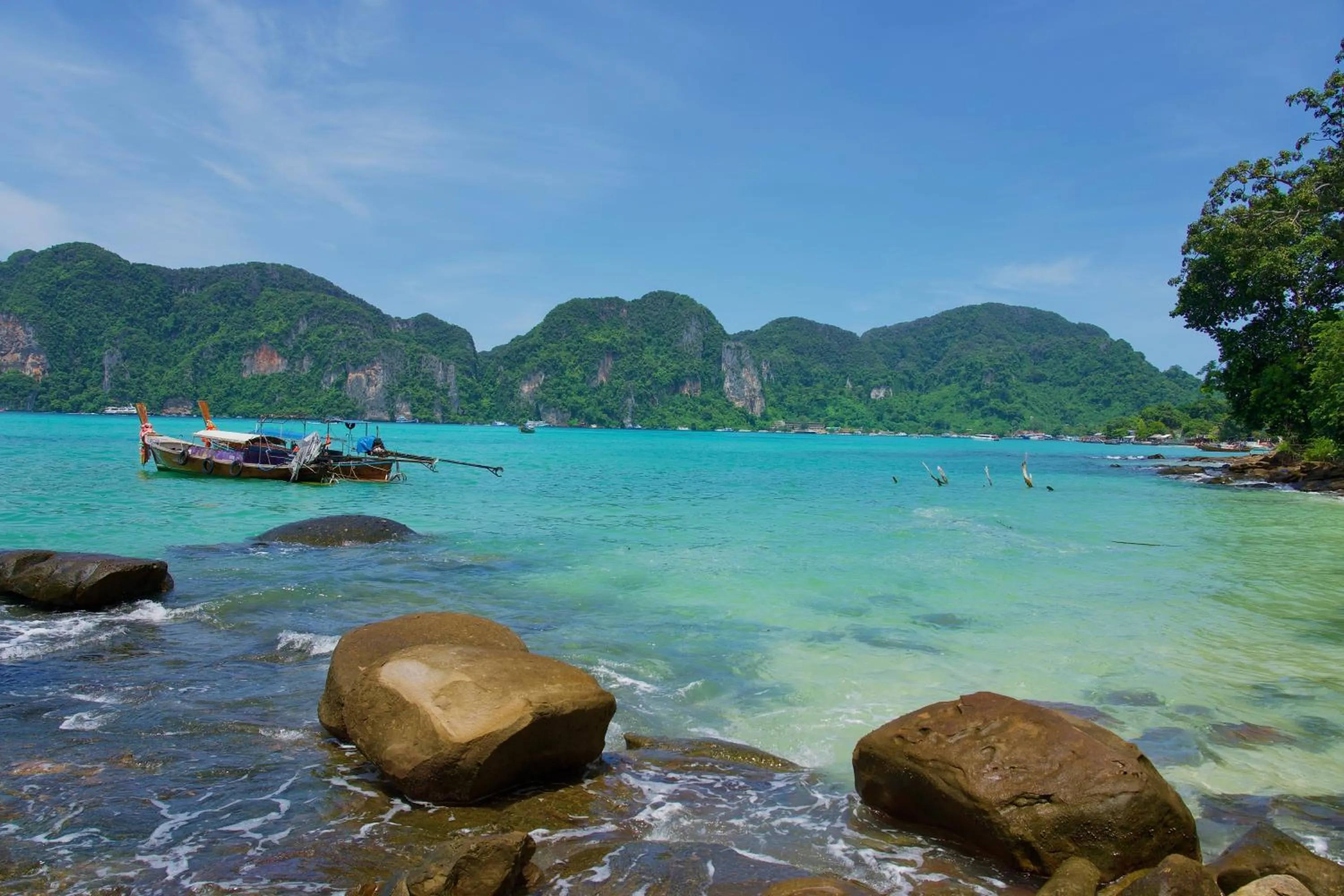 Sea view in Bayview Resort Phi Phi Island - Beach Front Resort