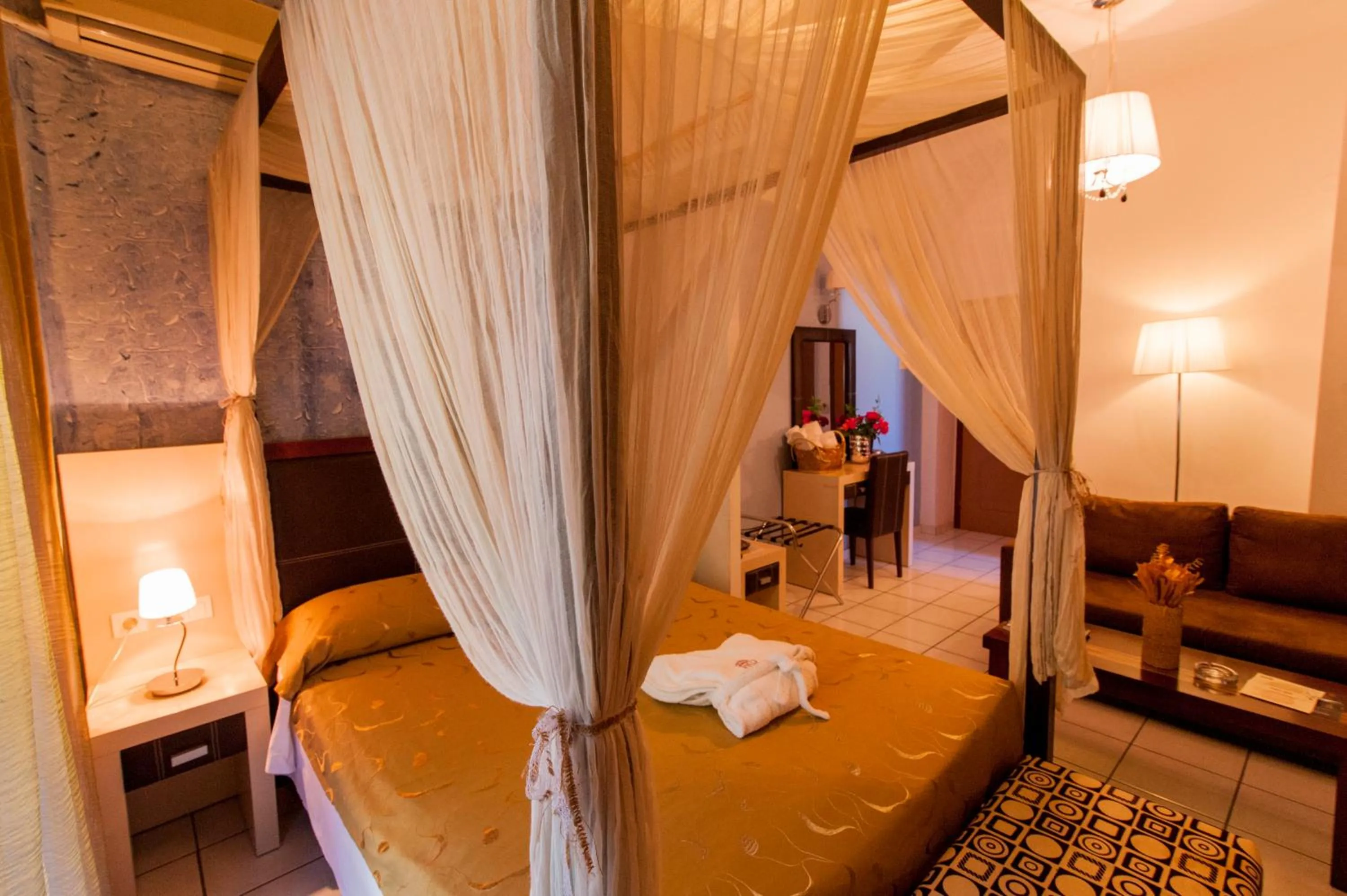 Bed in Krikonis Hotel