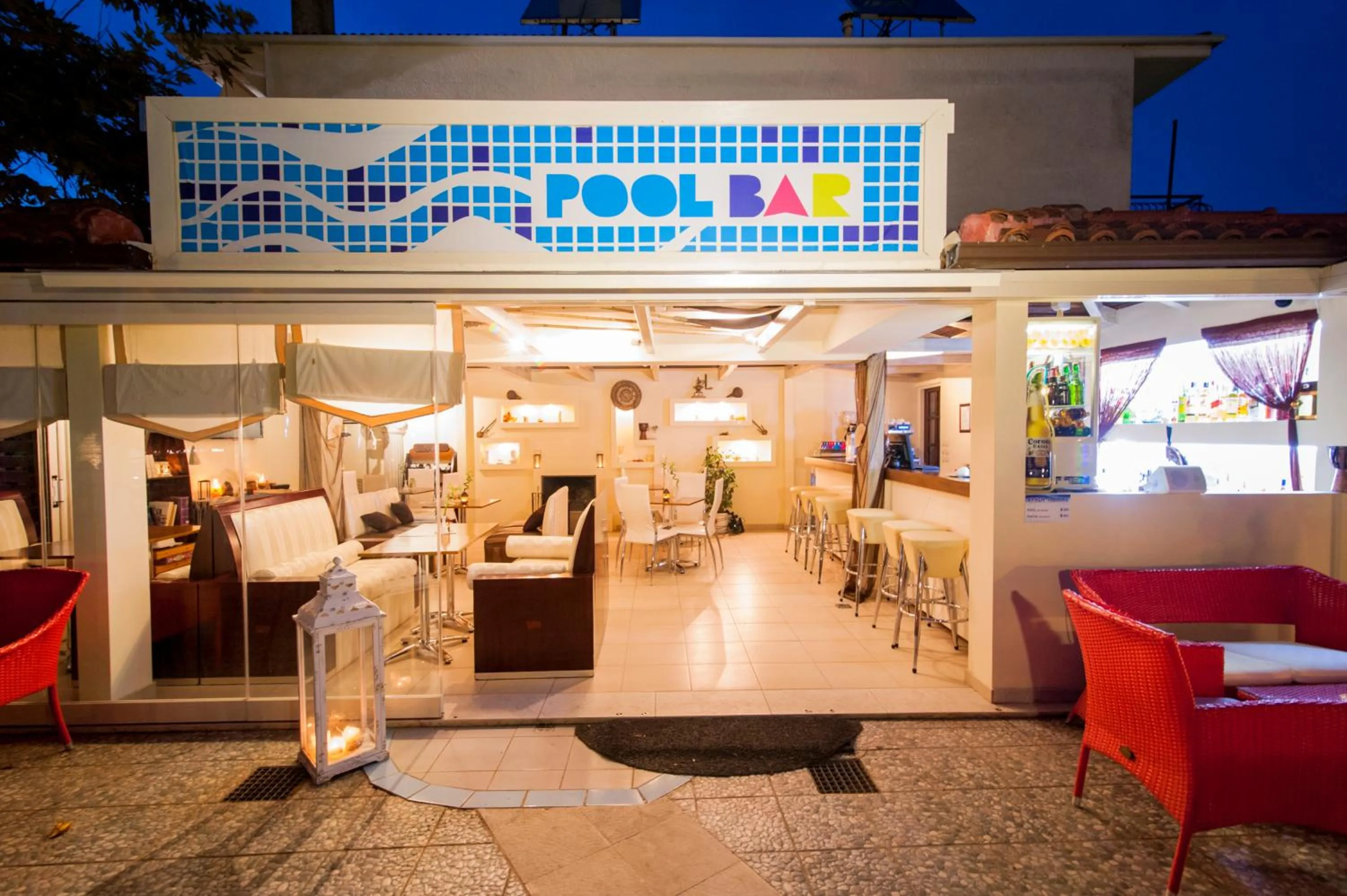 Lounge or bar in Krikonis Hotel