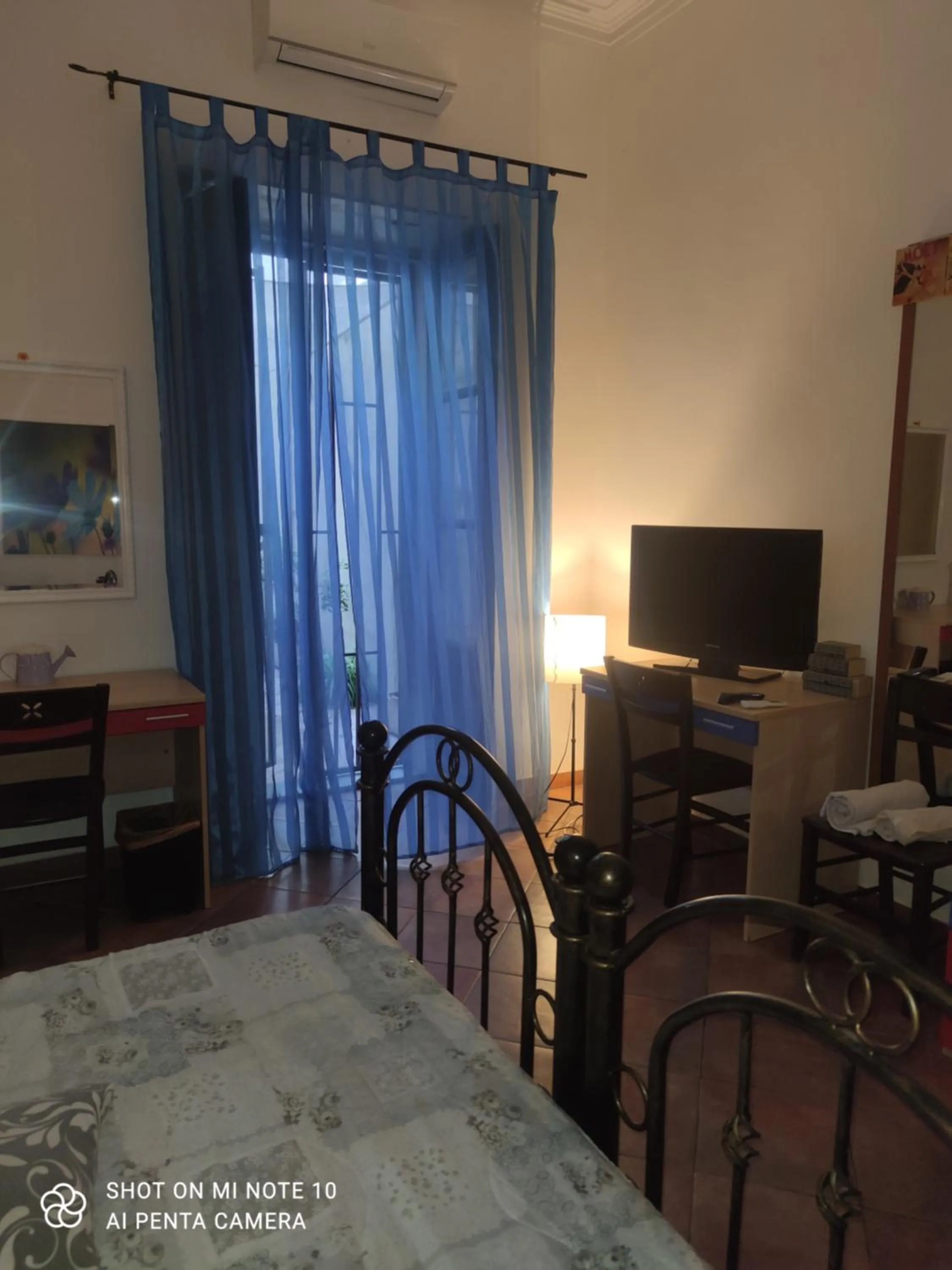 Bed in Guglielmo room's B&B