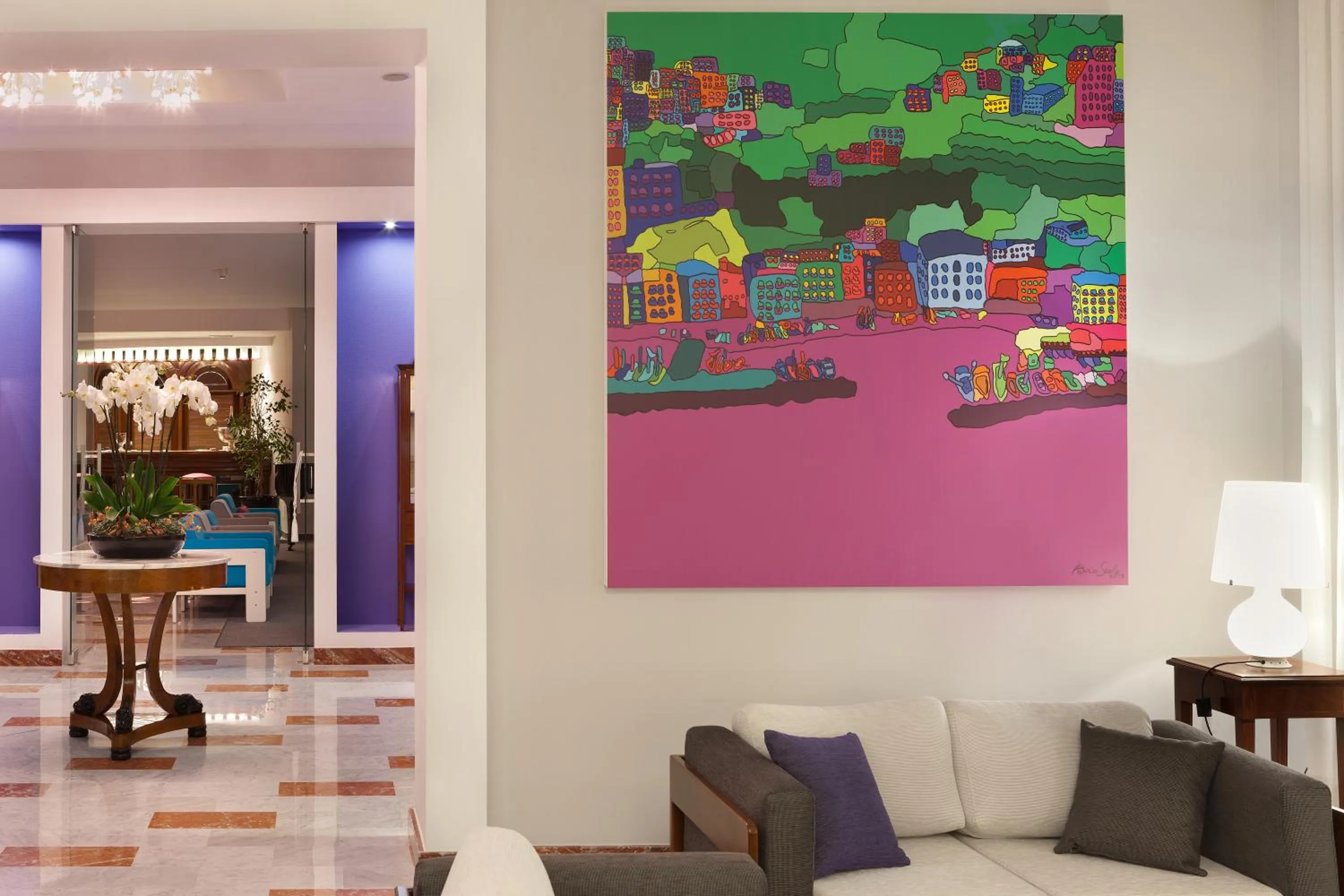 Decorative detail in Hotel Continental