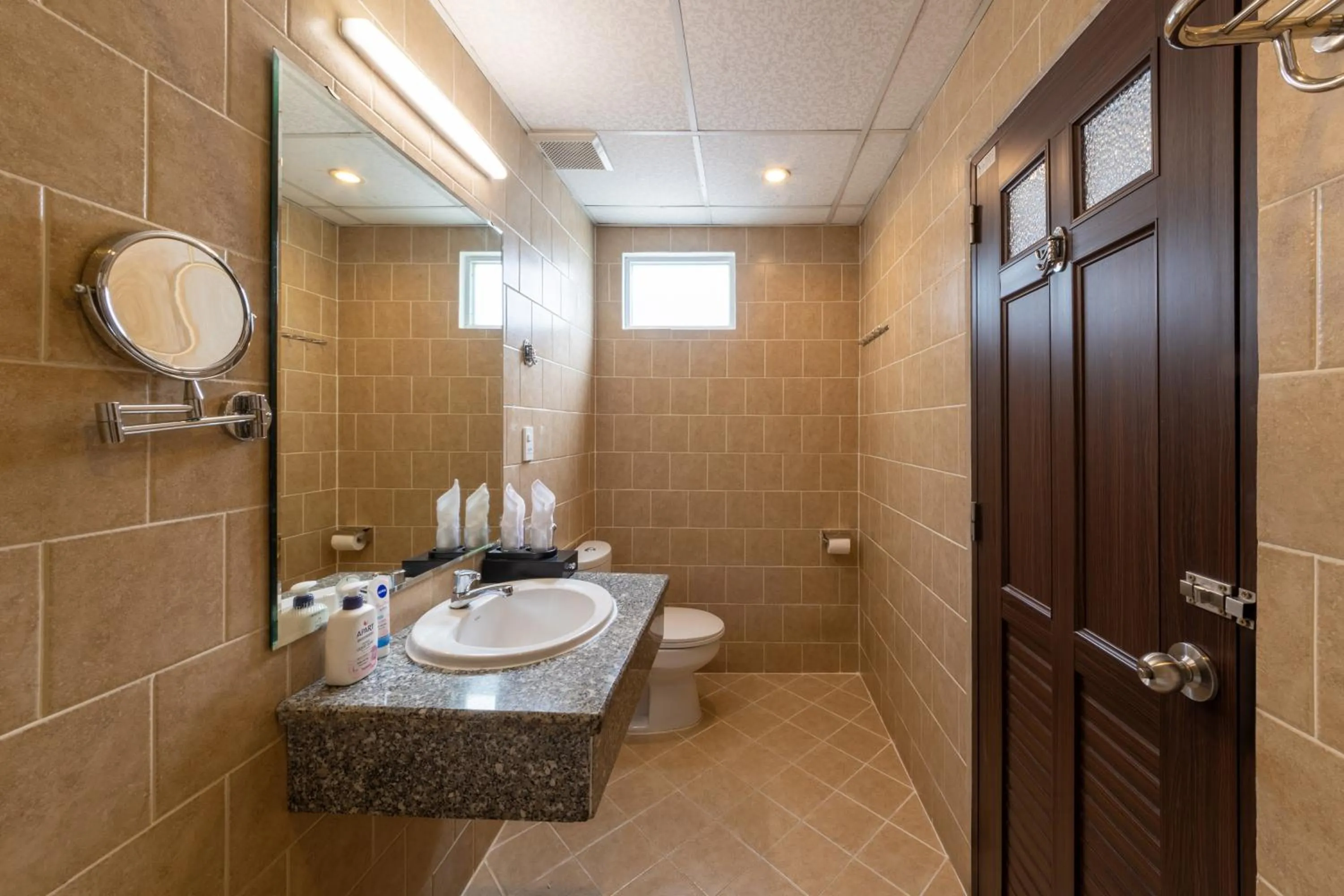 Shower in A25 Hotel - 29 Bùi Thị Xuân