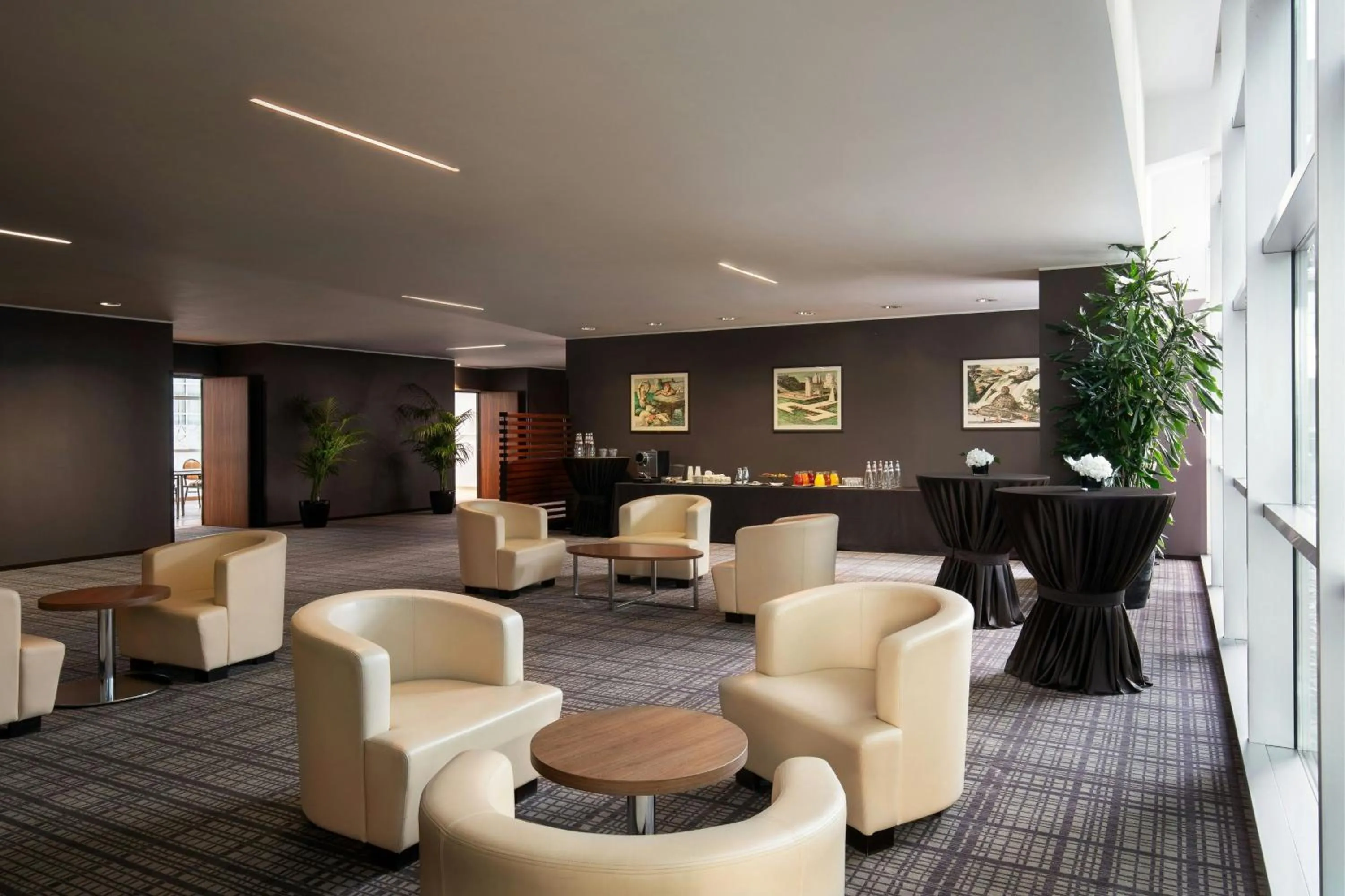 Meeting/conference room in Sheraton Milan Malpensa Airport Hotel & Conference Centre
