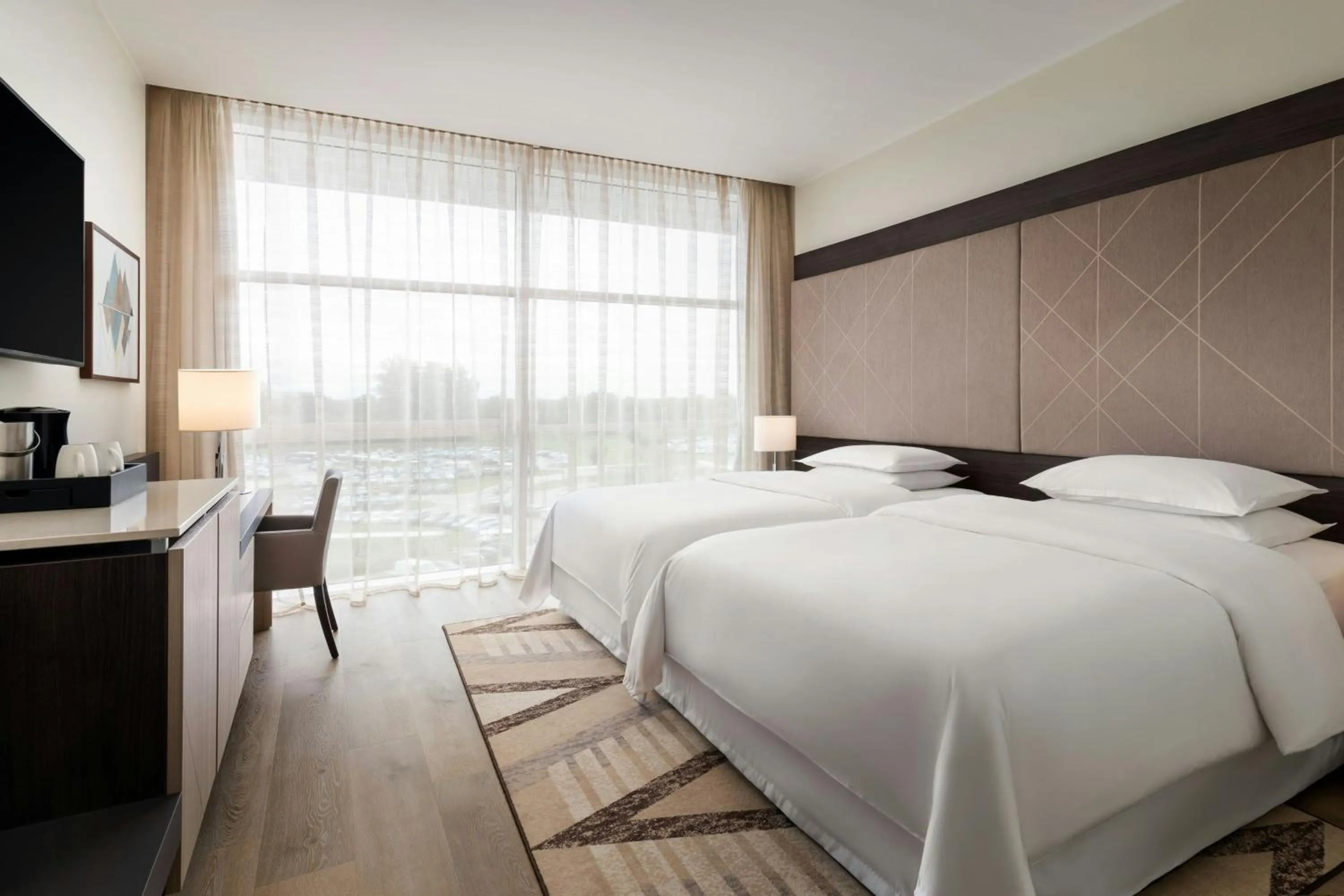 Deluxe Twin Room in Sheraton Milan Malpensa Airport Hotel & Conference Centre