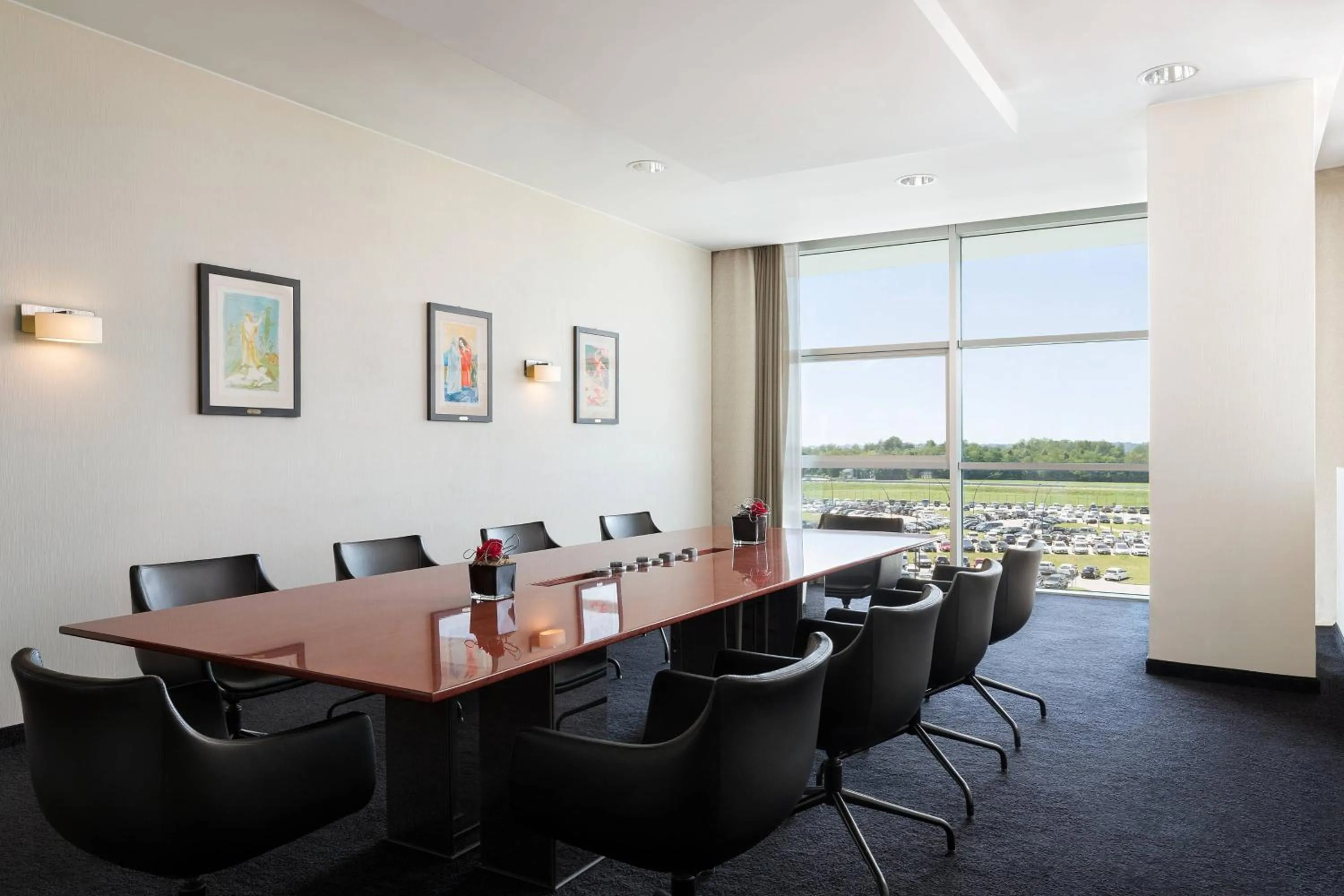 Meeting/conference room in Sheraton Milan Malpensa Airport Hotel & Conference Centre