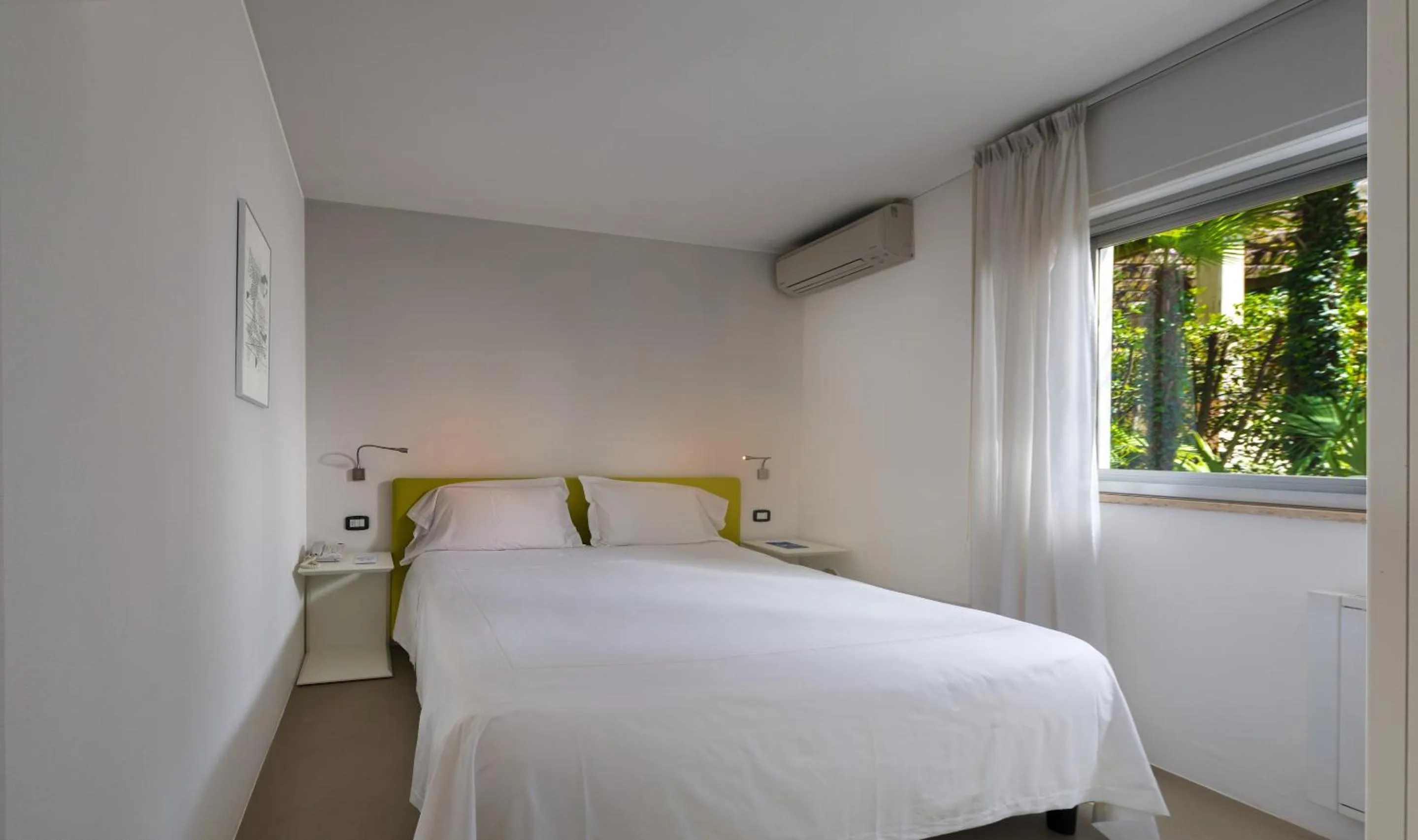 Bedroom, Bed in Du Lac Et Du Parc Grand Resort