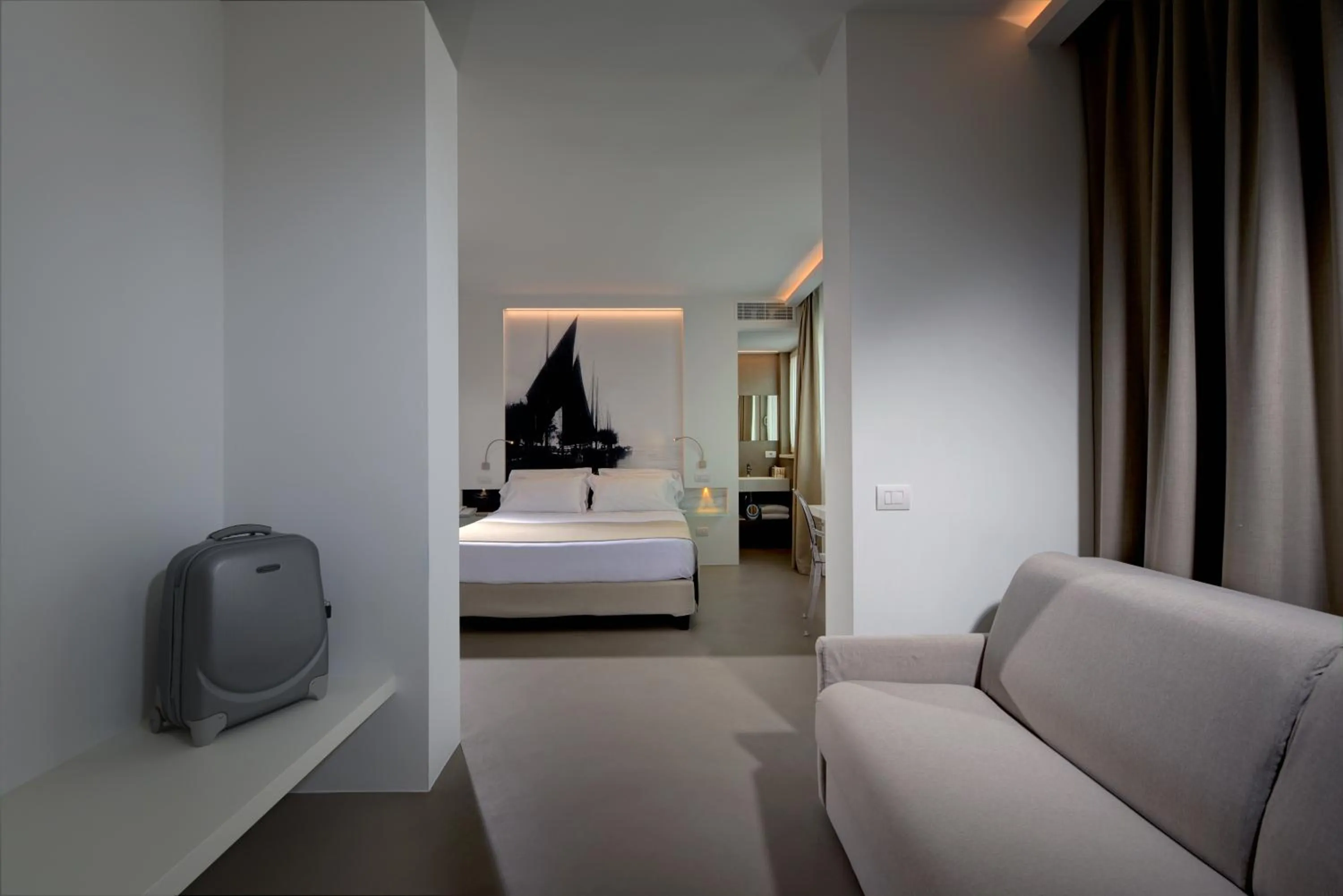 Bedroom, Bed in Du Lac Et Du Parc Grand Resort