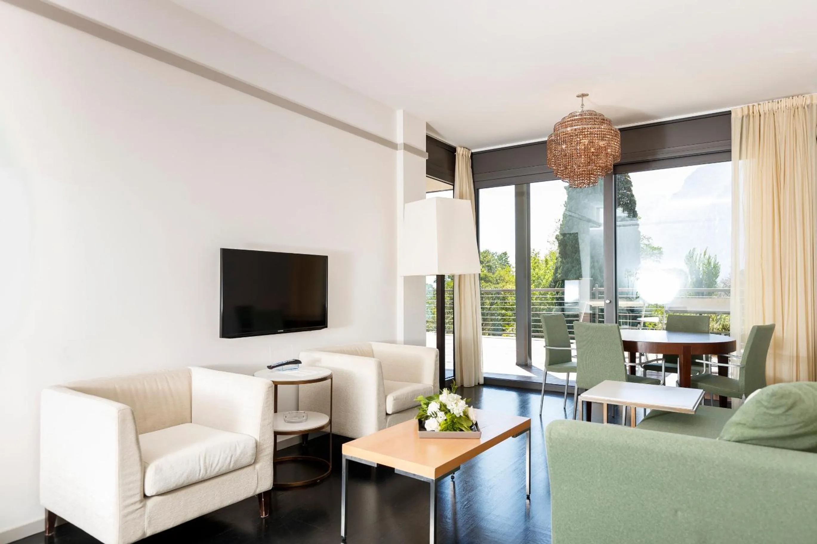 TV and multimedia in Du Lac Et Du Parc Grand Resort