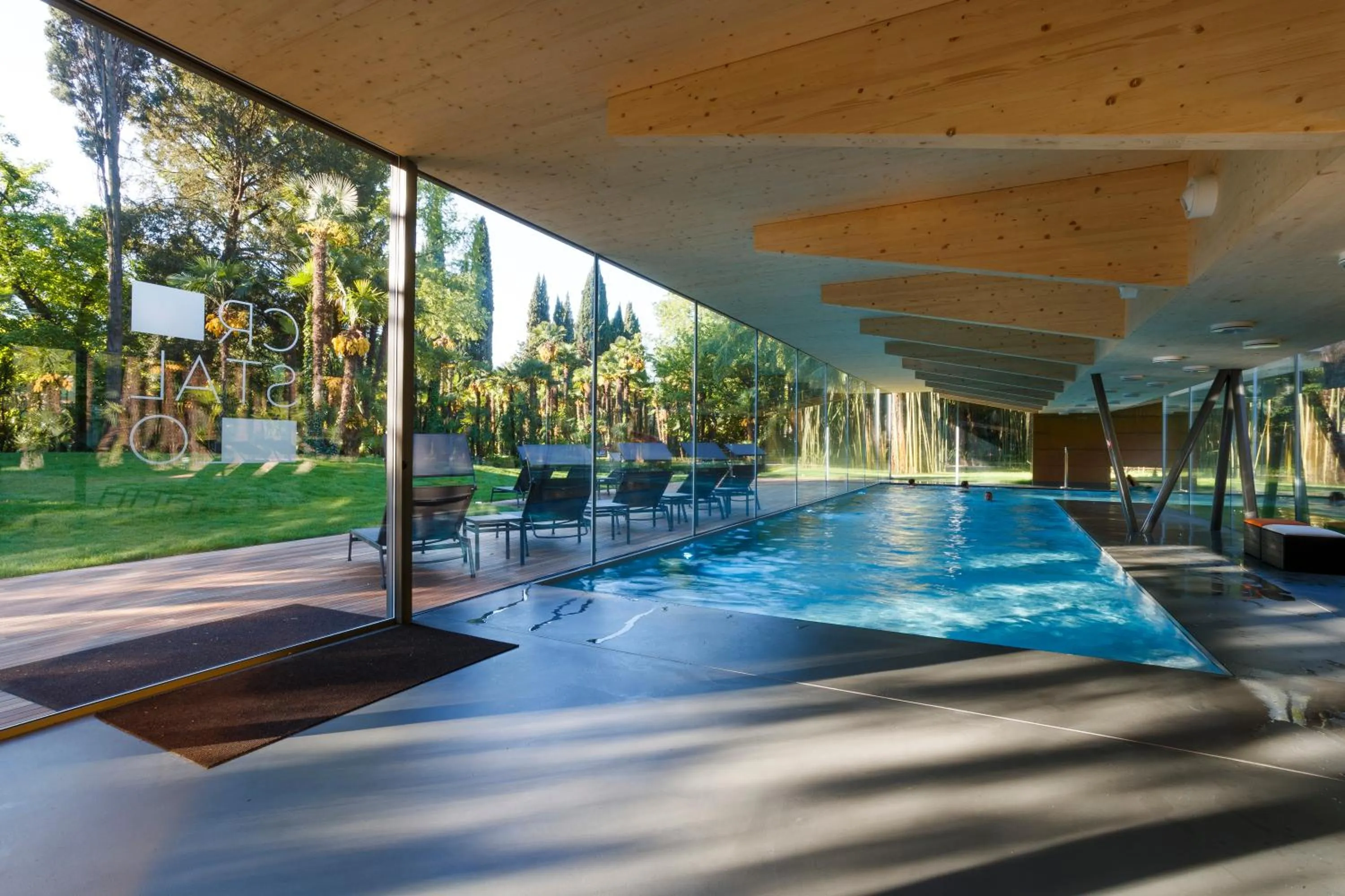 Swimming pool in Du Lac Et Du Parc Grand Resort