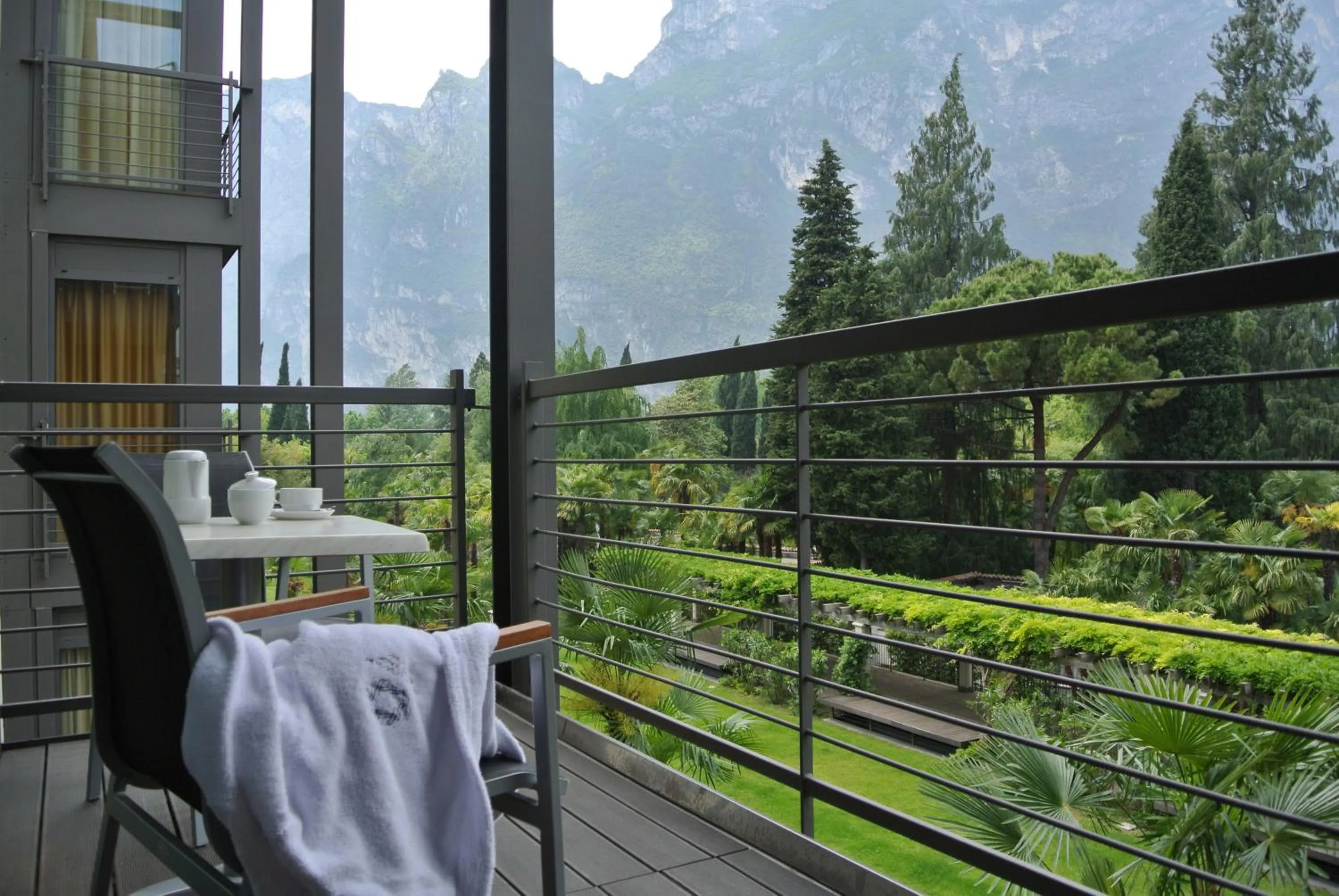 Garden view in Du Lac Et Du Parc Grand Resort