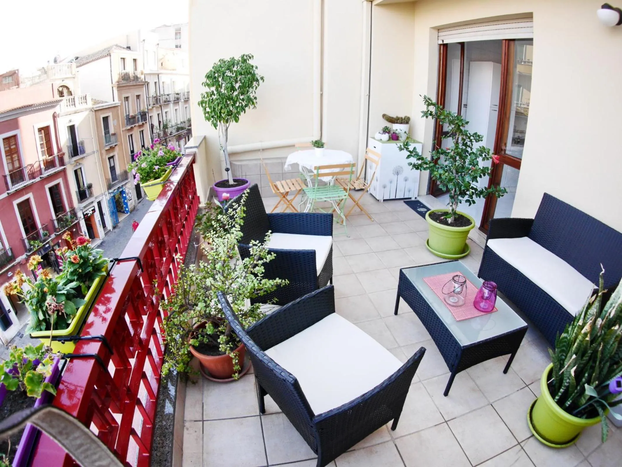 Balcony/Terrace in I Love Art