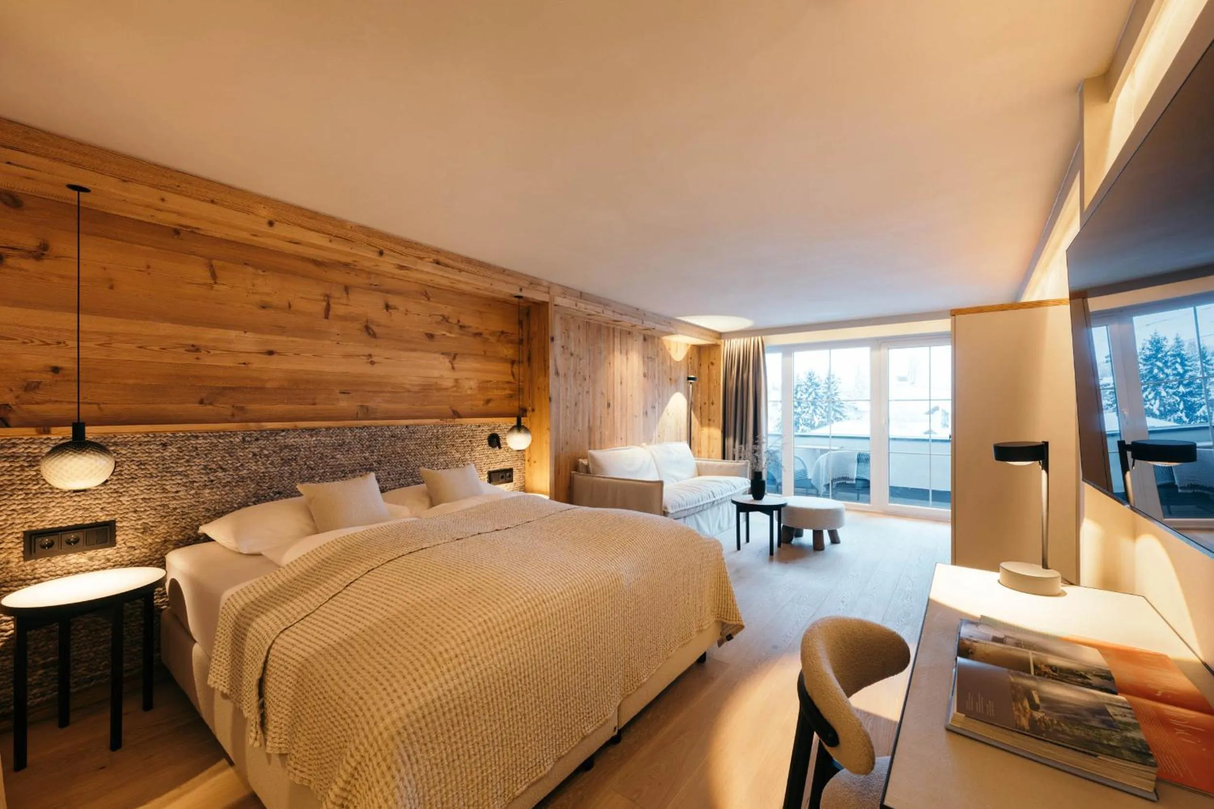 Photo of the whole room, Bed in Premium Activehotel Bergkönig