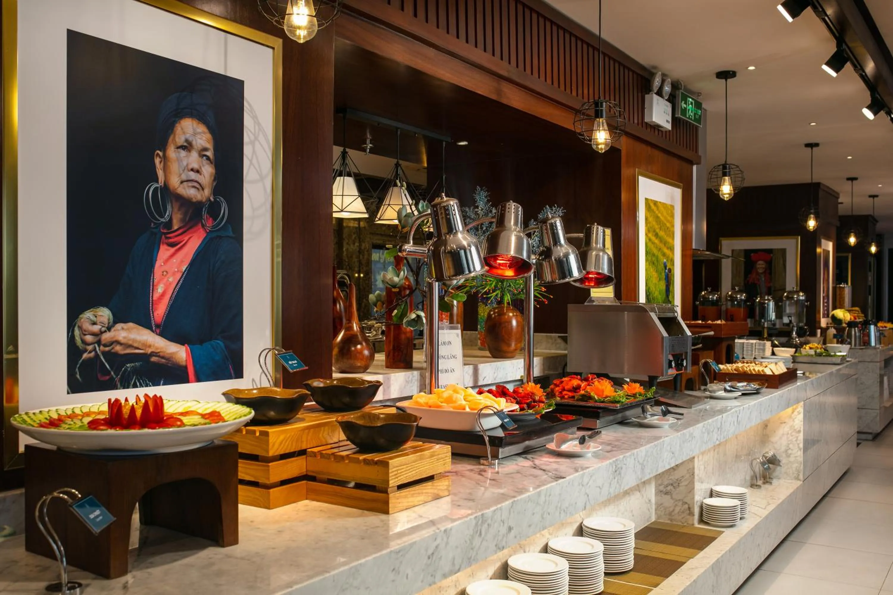 Buffet breakfast in Bamboo Sapa Hotel