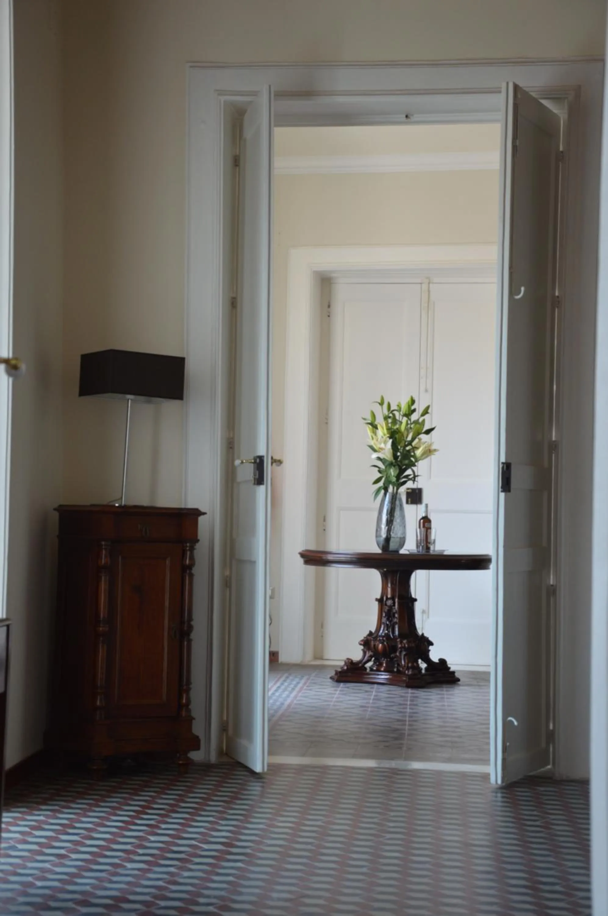 Communal lounge/ TV room in Suites Pastis Tropea - Boutique B&B by Kalavrìa Holidays