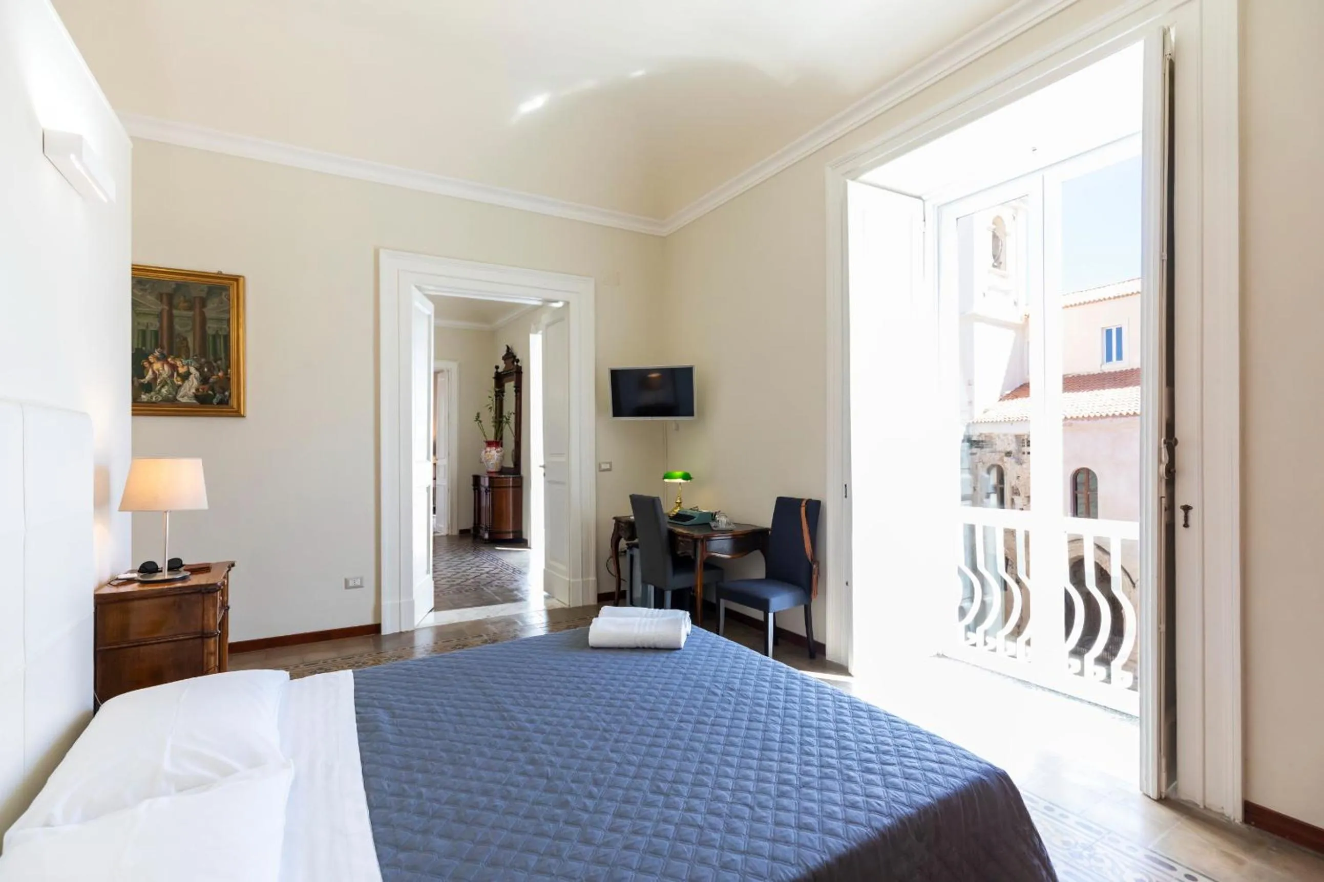 Photo of the whole room in Suites Pastis Tropea - Boutique B&B by Kalavrìa Holidays